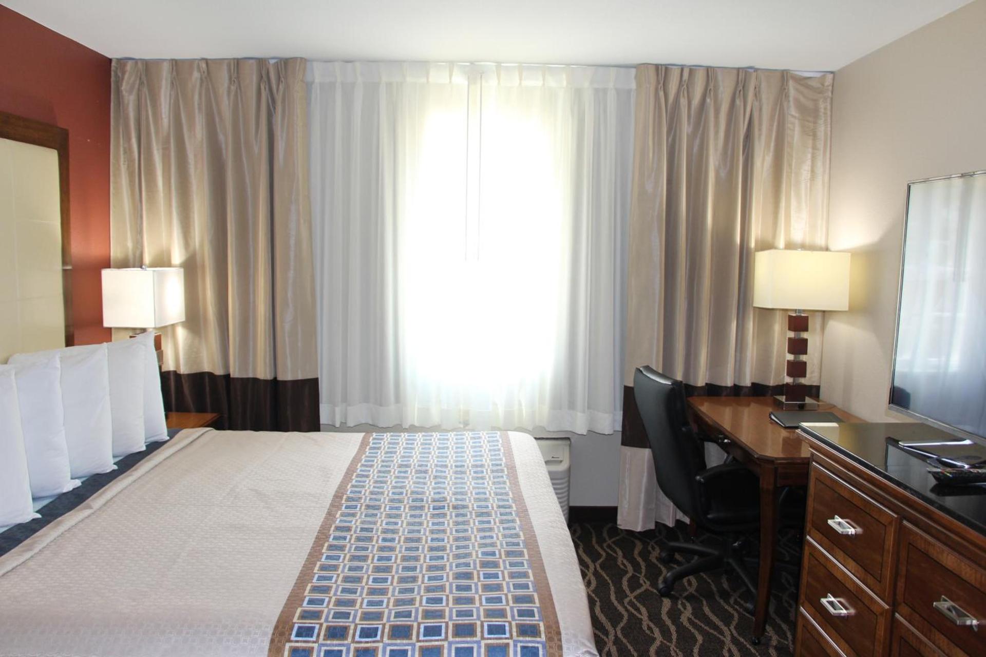 Westbridge Inn and Suites photo 40