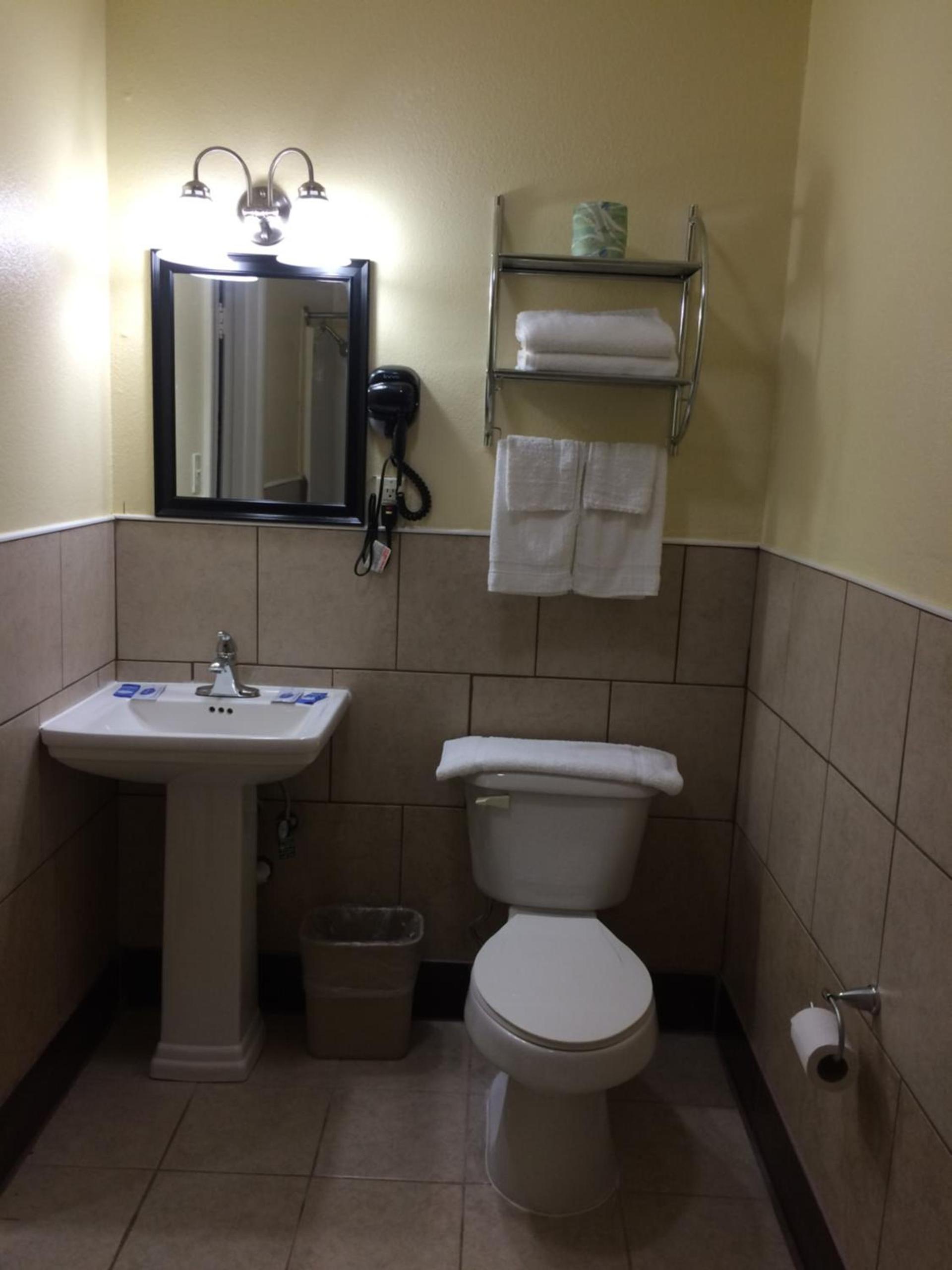 Blarney Inn photo 11
