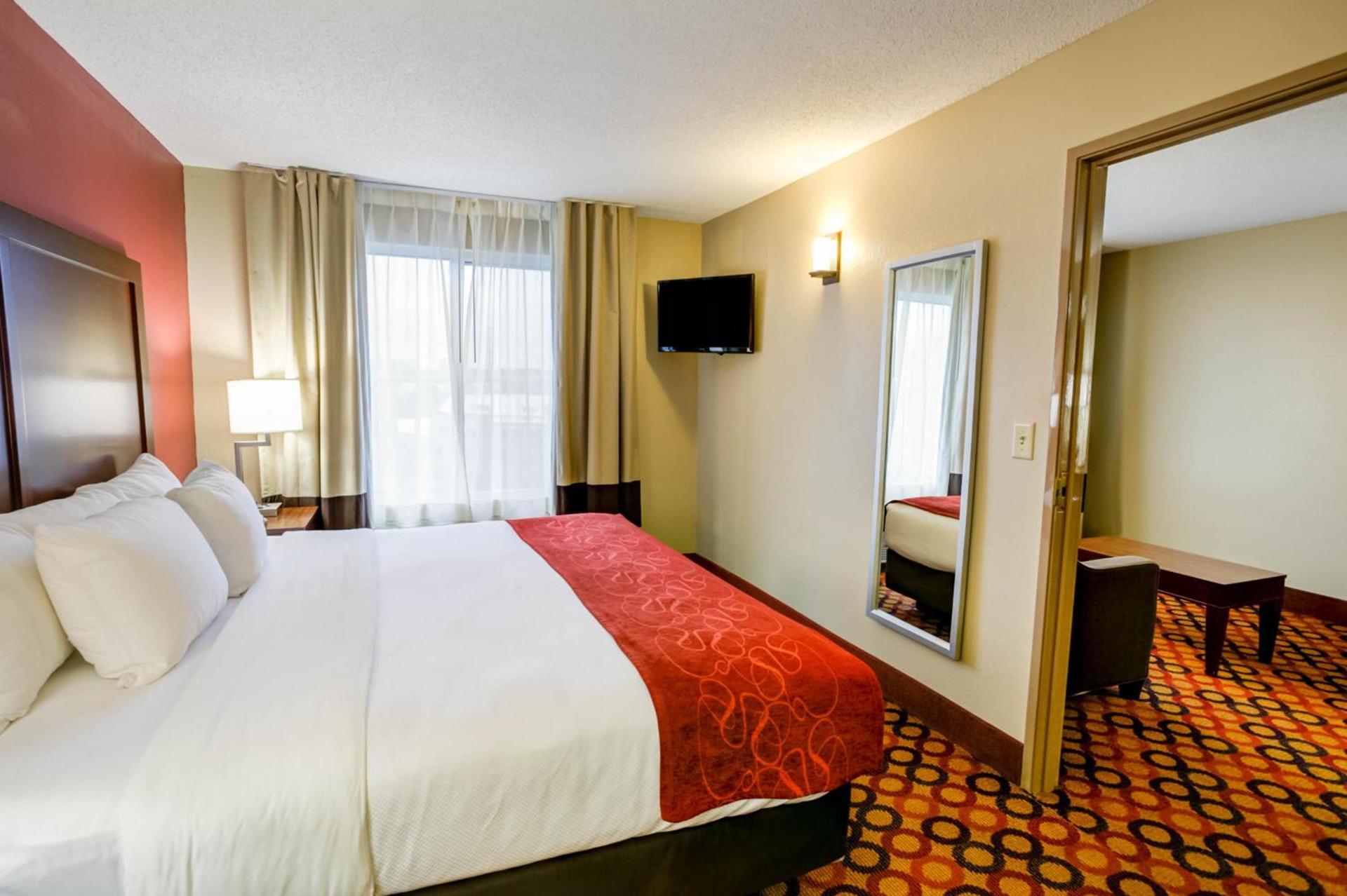 Concord Suites by IHG photo 30