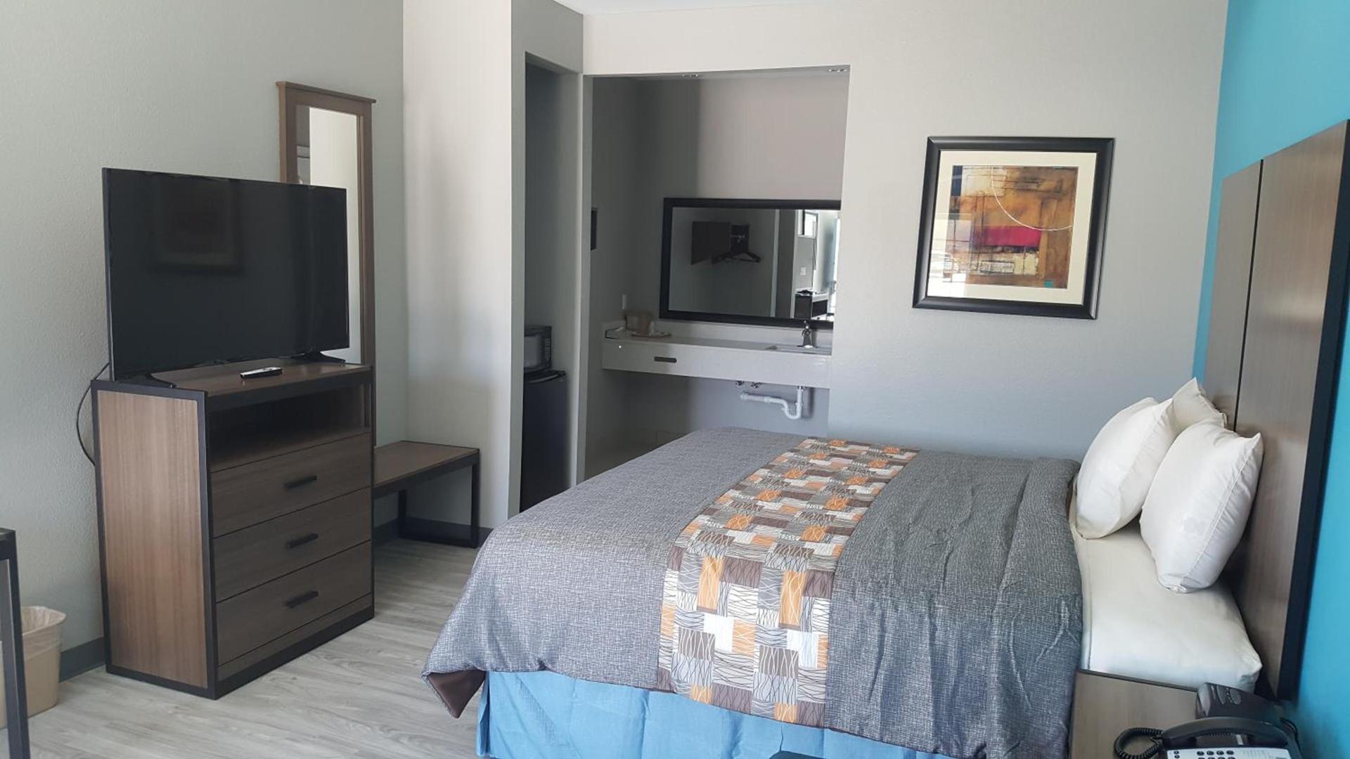 Haven Inn & Suites willowbrook photo 10