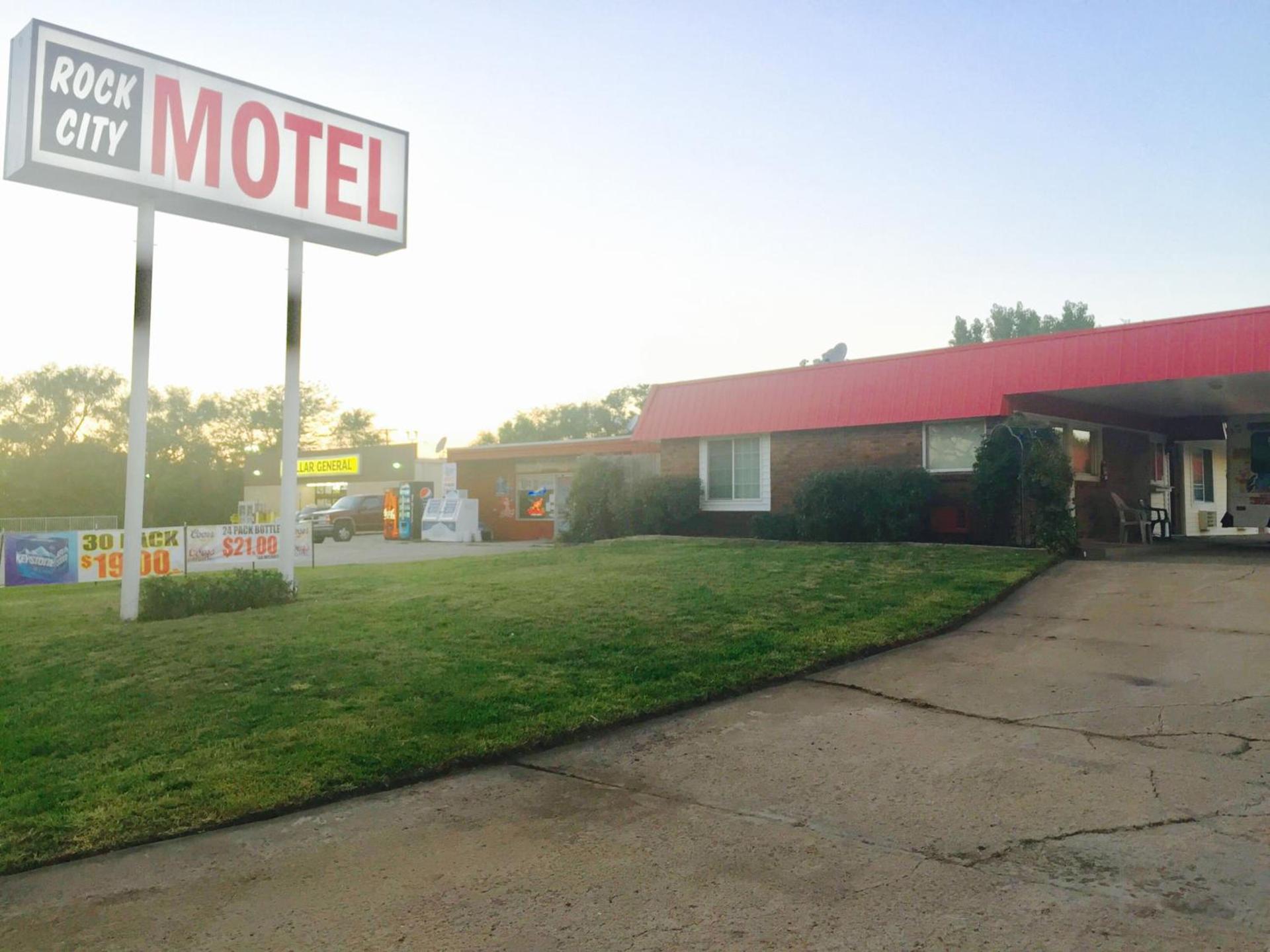 Rock City Motel photo 1