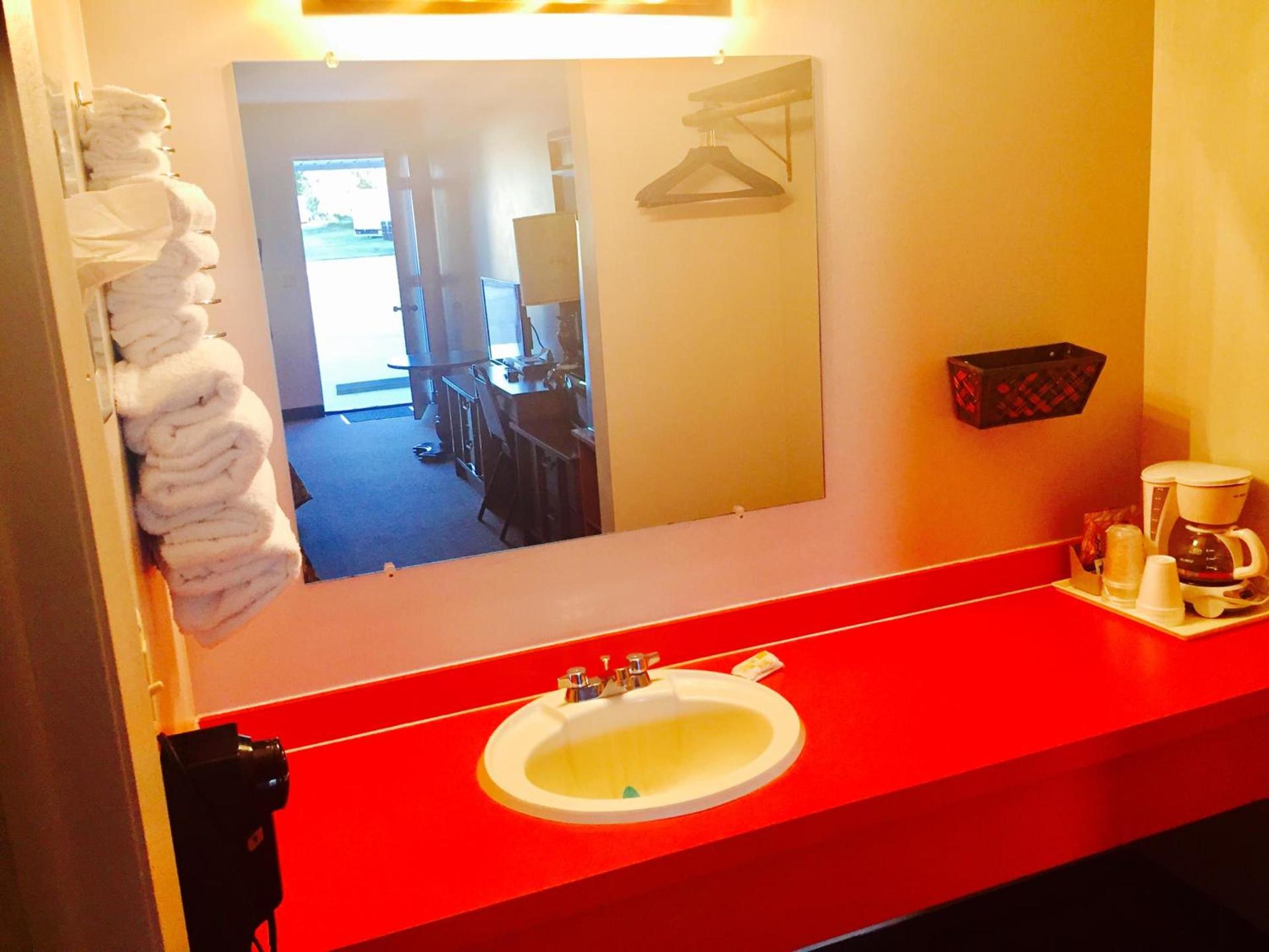 Rock City Motel photo 30