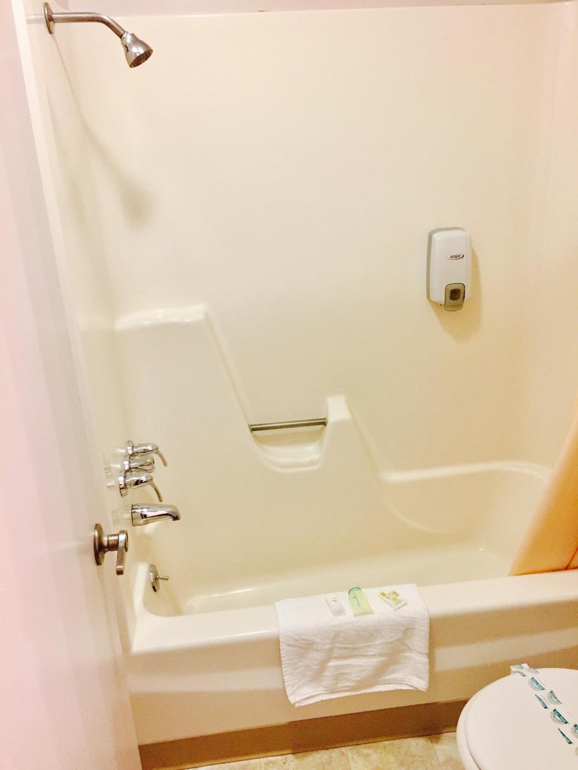 Rock City Motel photo 49