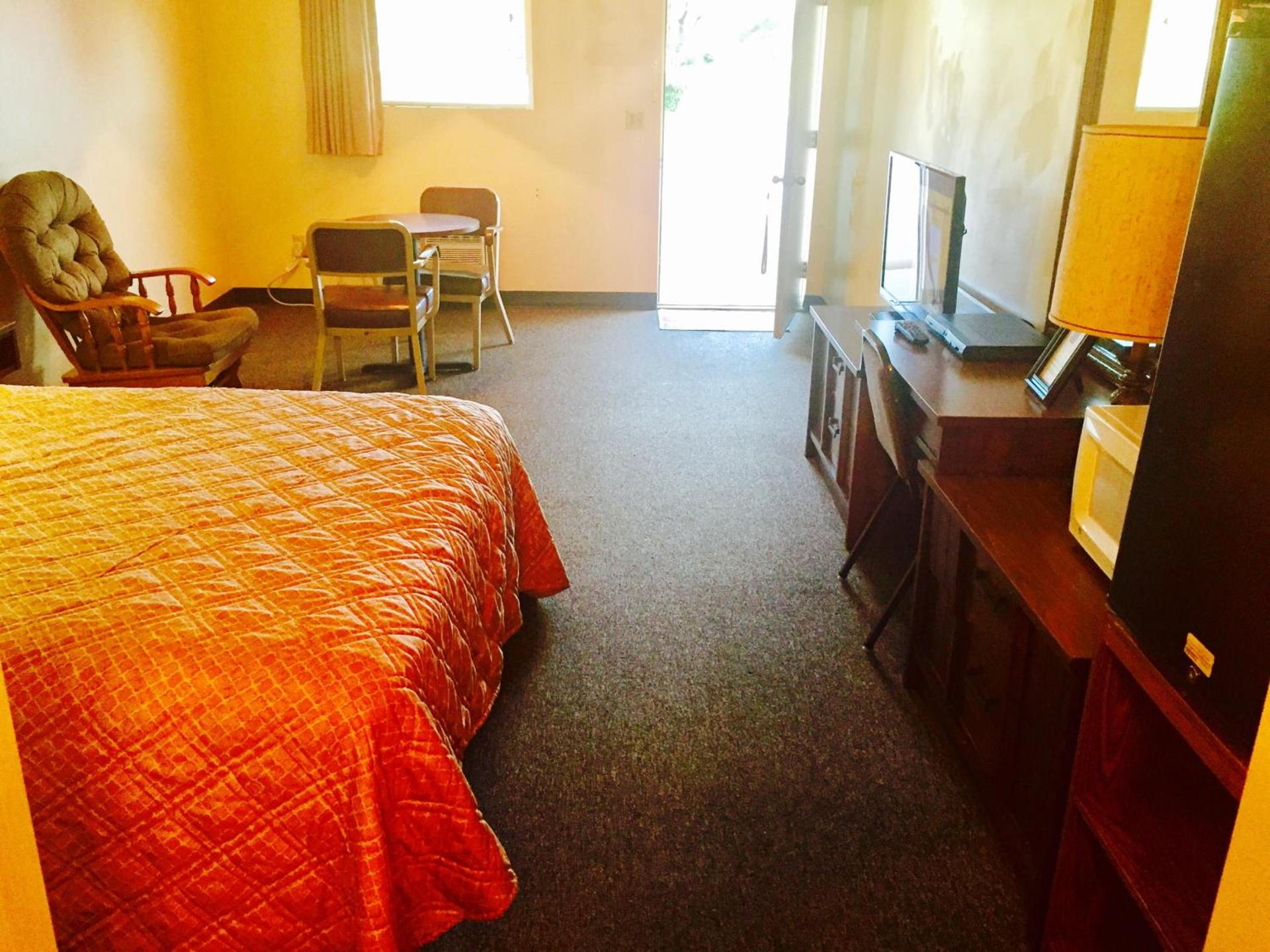 Rock City Motel photo 39