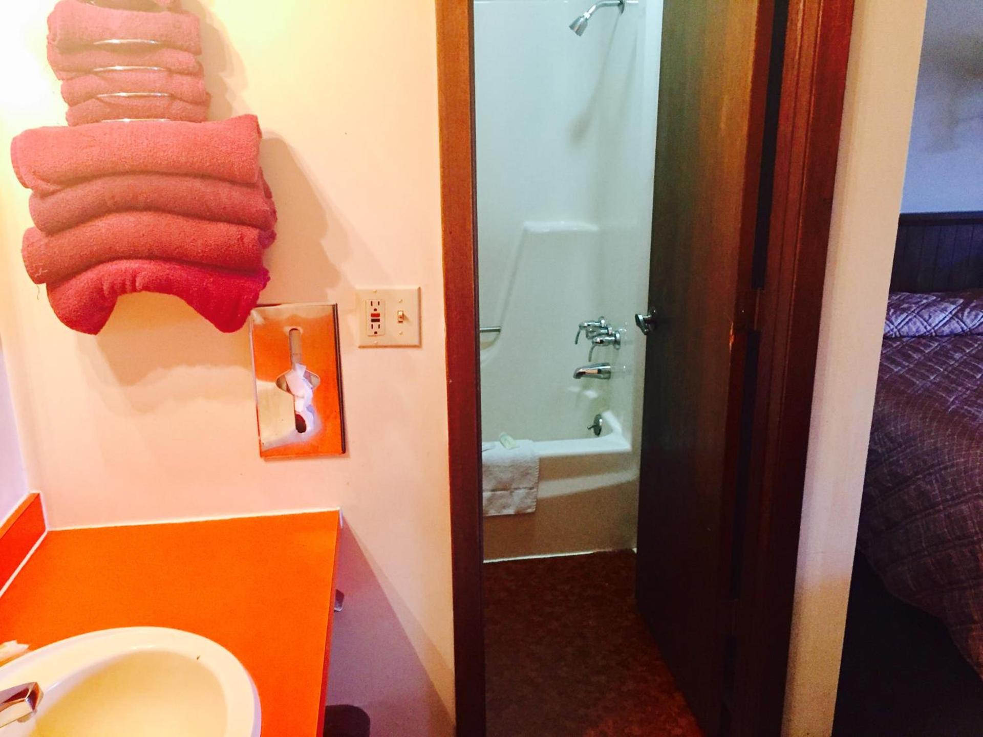 Rock City Motel photo 54