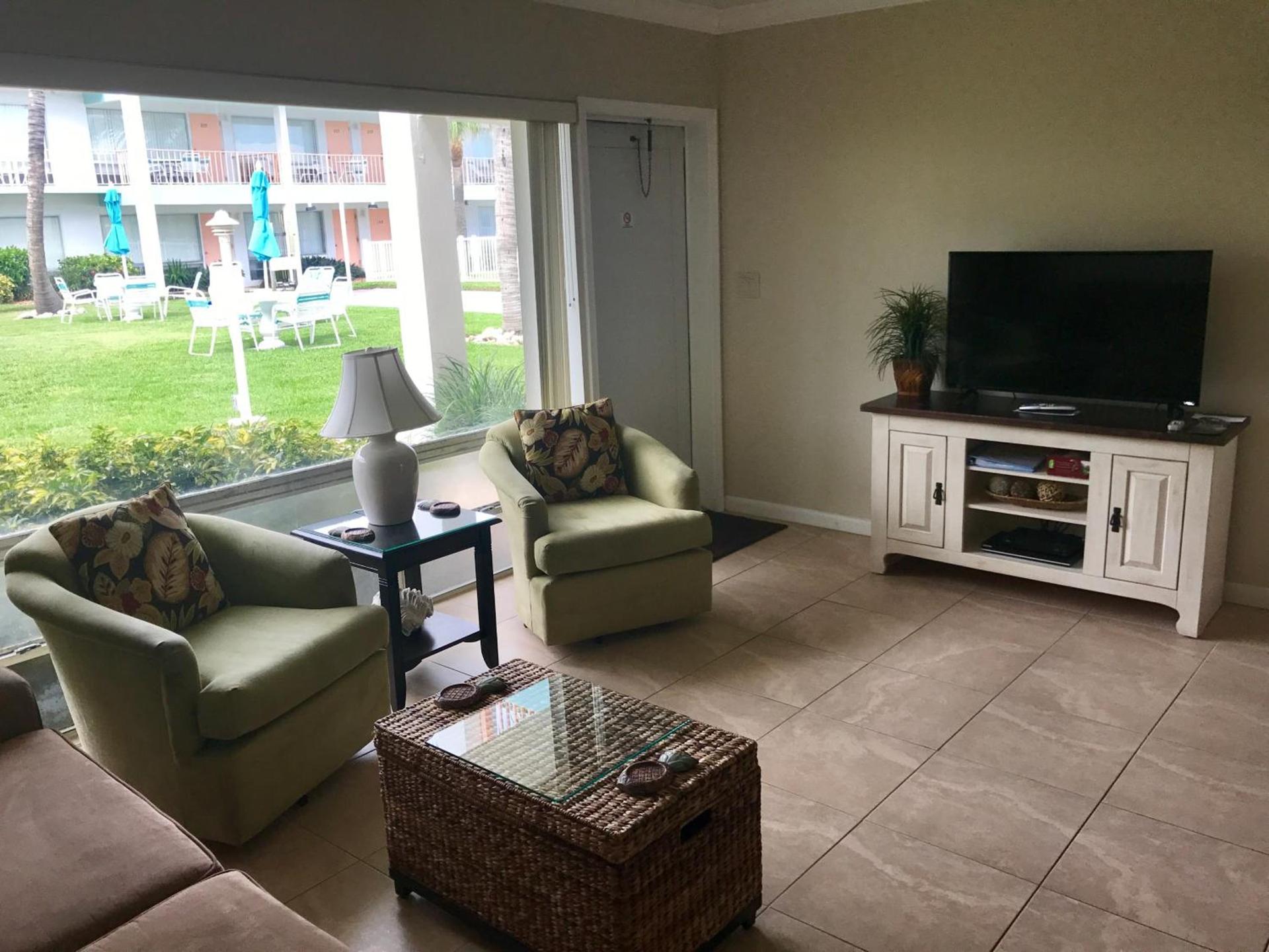 Sunrise Ocean Suites photo 67