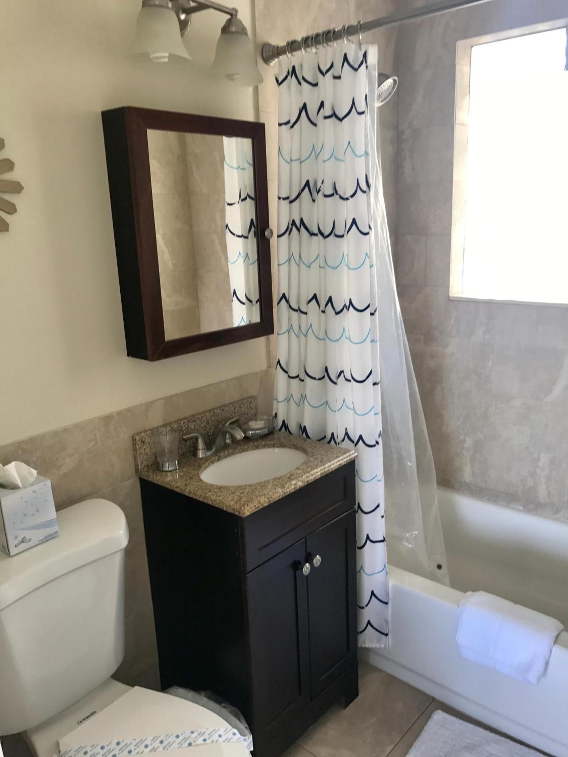 Sunrise Ocean Suites photo 59