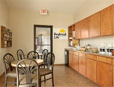 Sunset Inn Clarksville photo 49
