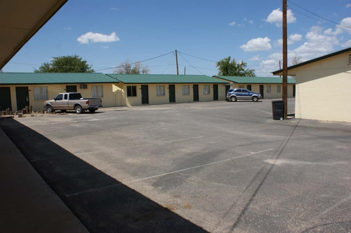 HWY Express Inn and Suites photo 29