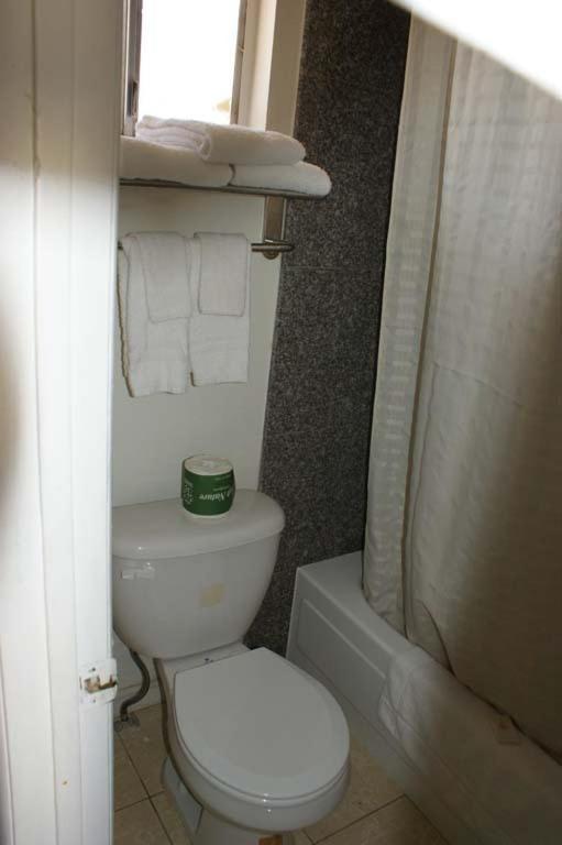 HWY Express Inn and Suites photo 23