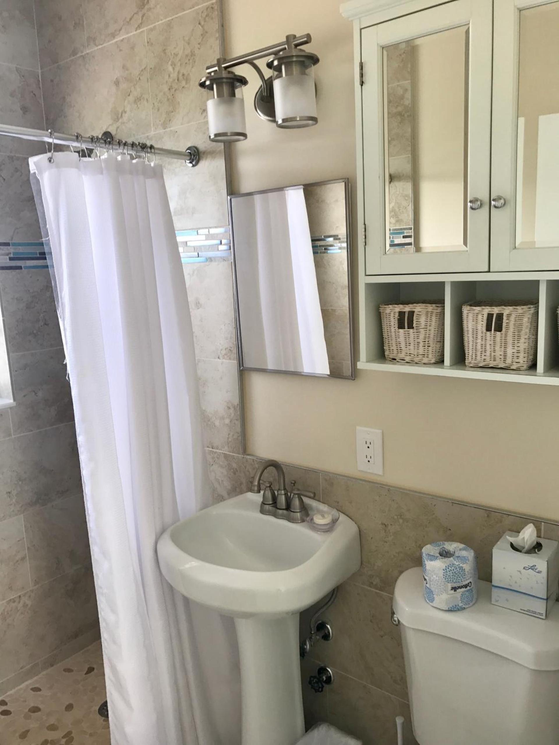 Sunrise Ocean Suites photo 28