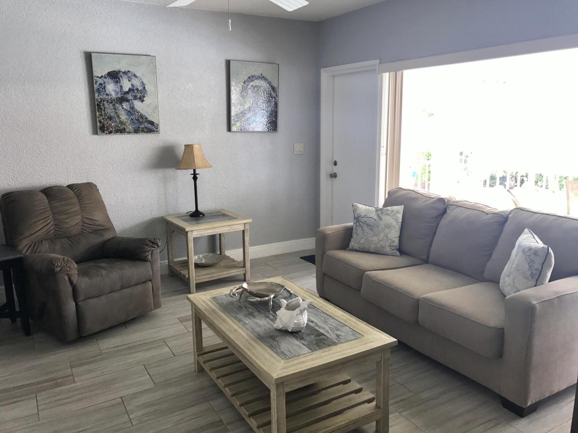Sunrise Ocean Suites photo 38