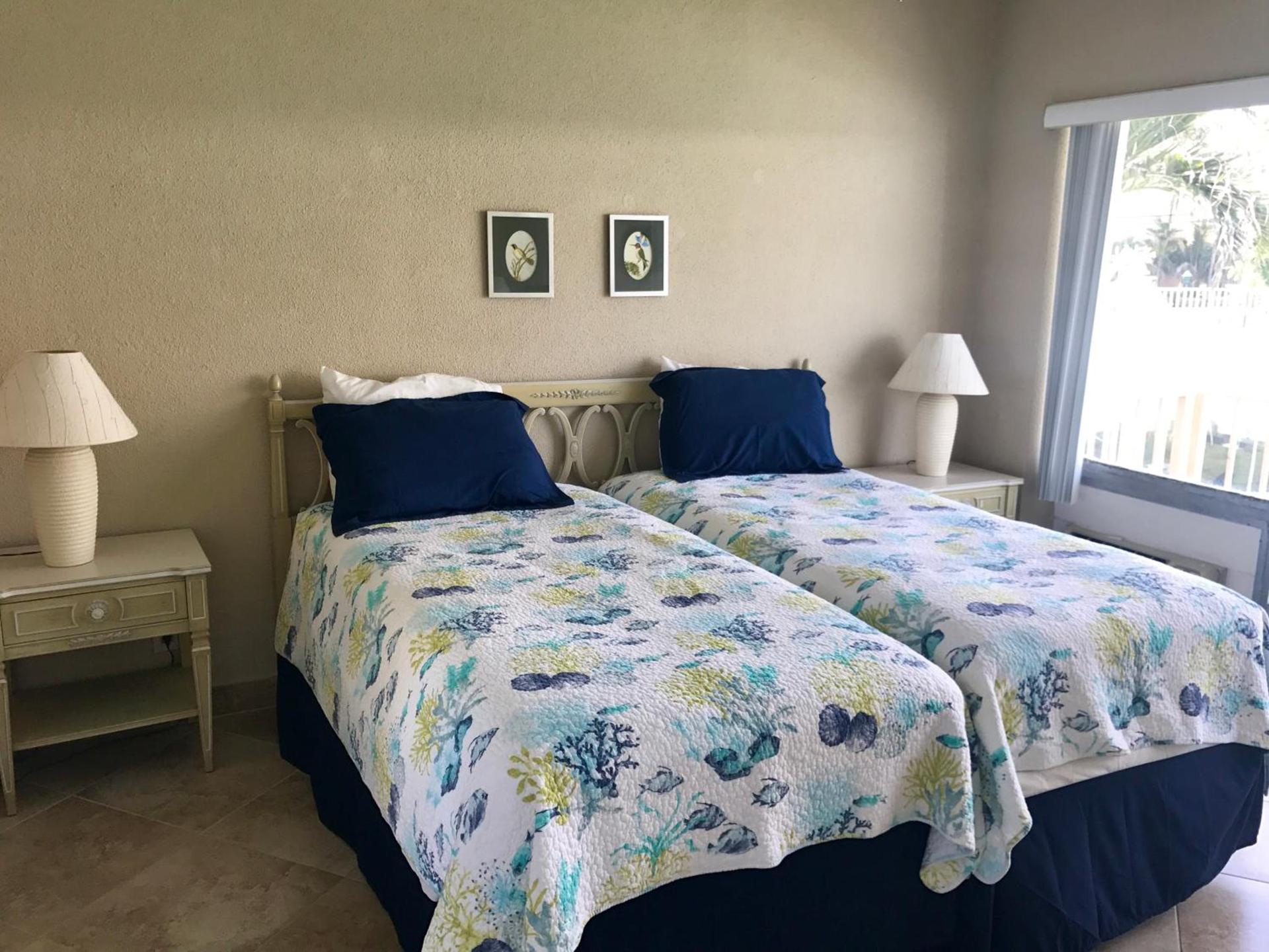 Sunrise Ocean Suites photo 37