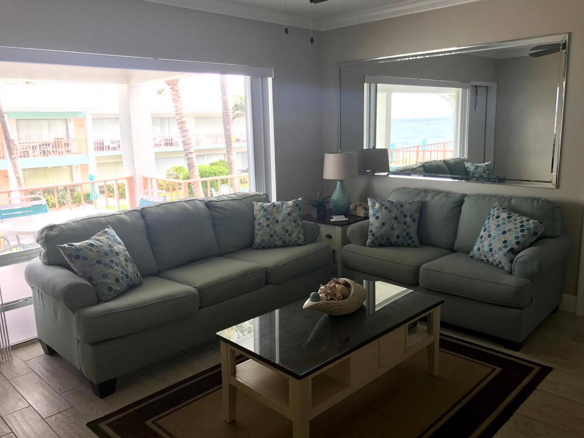 Sunrise Ocean Suites photo 33