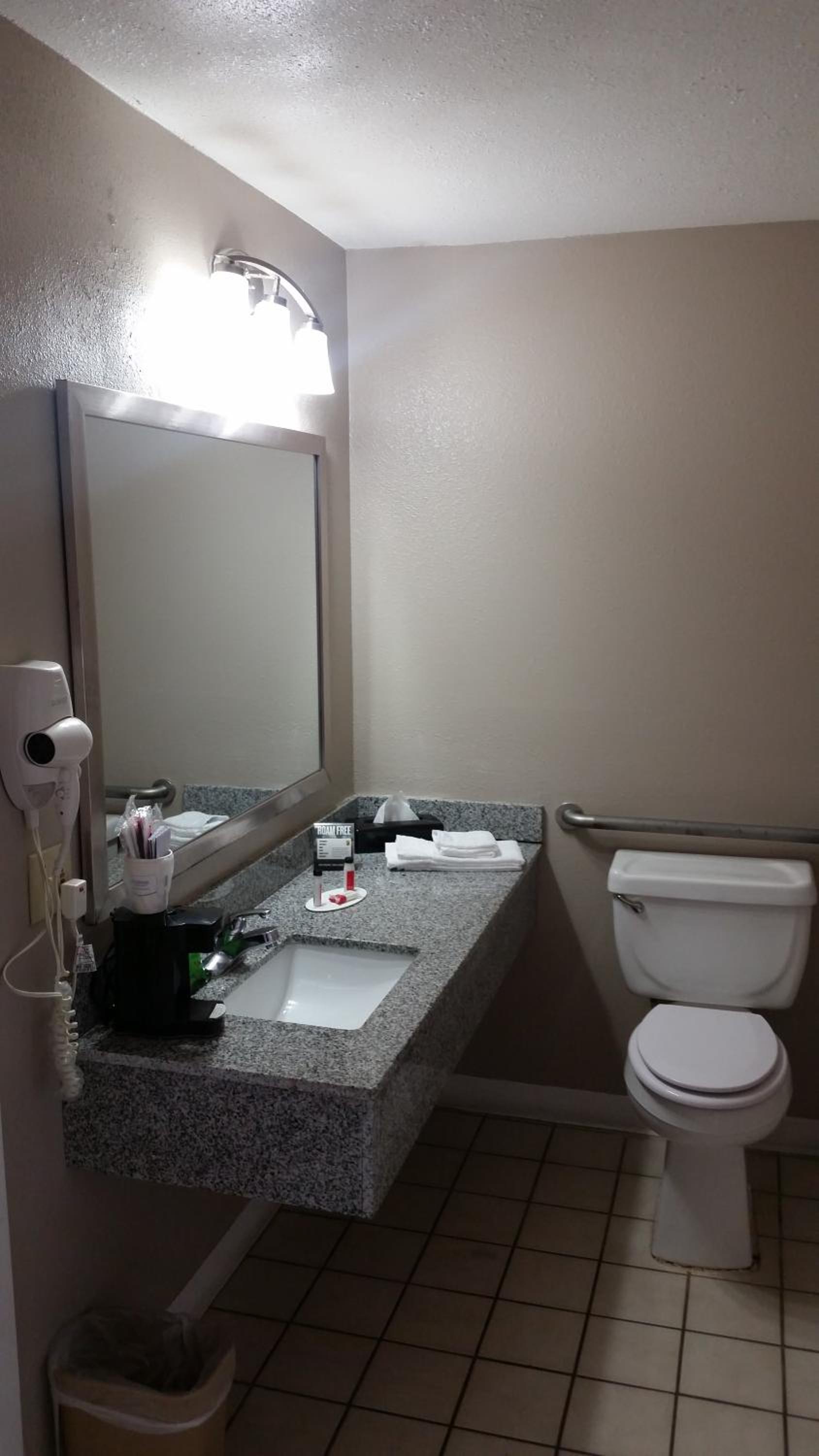 Studio 6 Opelousas, LA photo 26