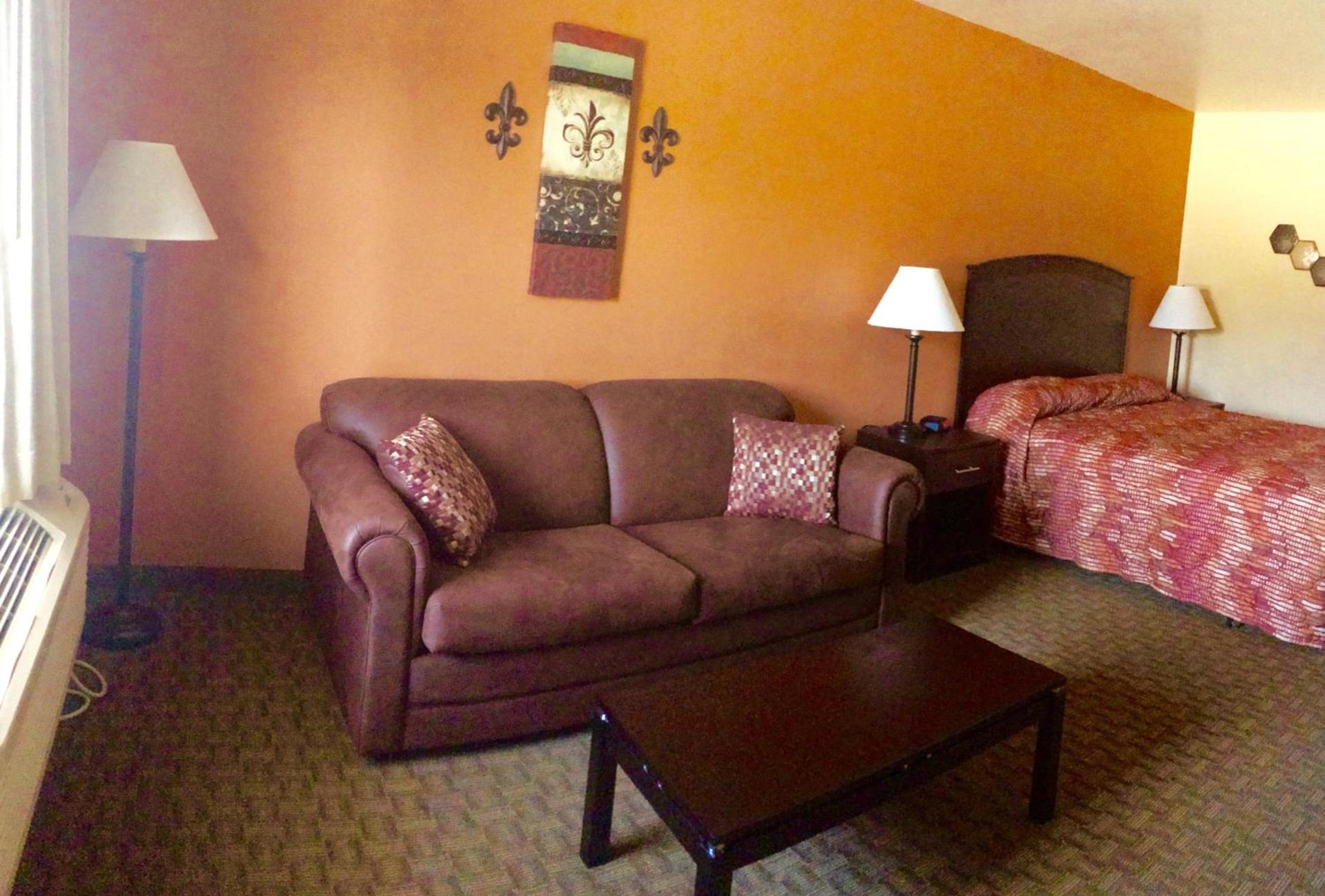 Cottonwood Inn & Suites photo 16