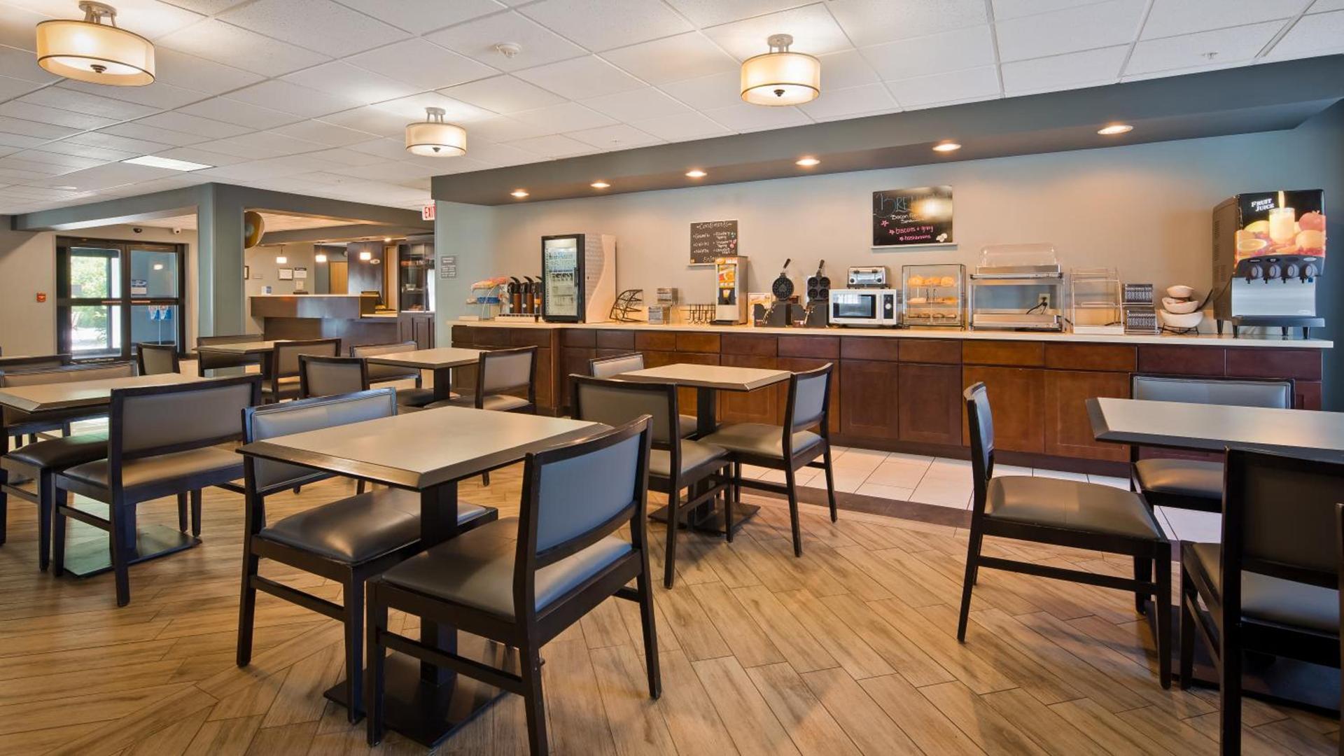 Best Western Plus Coldwater Hotel photo 35