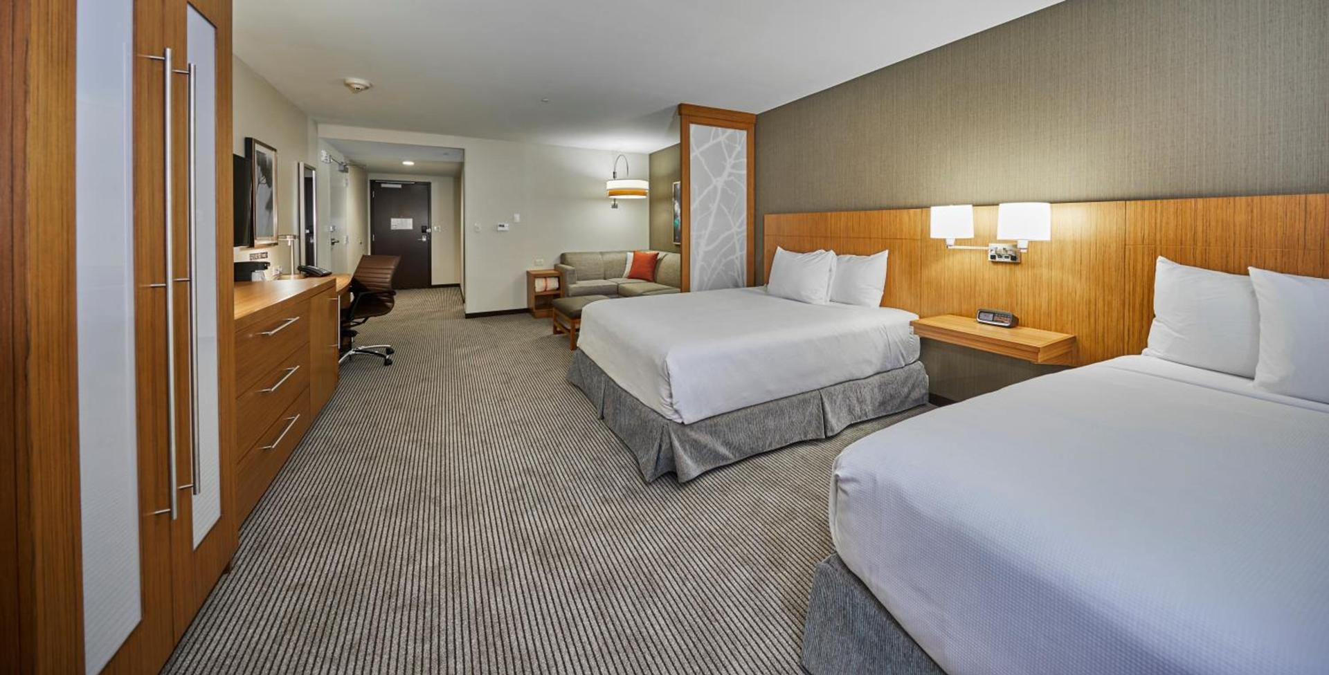 Hyatt Place Eugene/Oakway Center photo 39