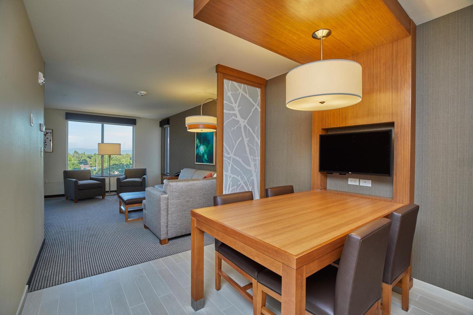 Hyatt Place Eugene/Oakway Center photo 27