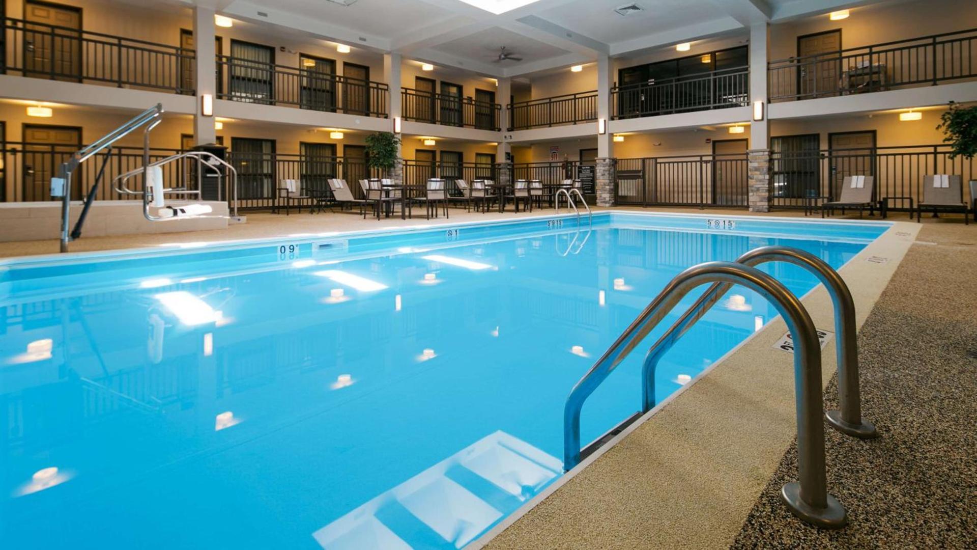Best Western Harvest Inn & Suites photo 5