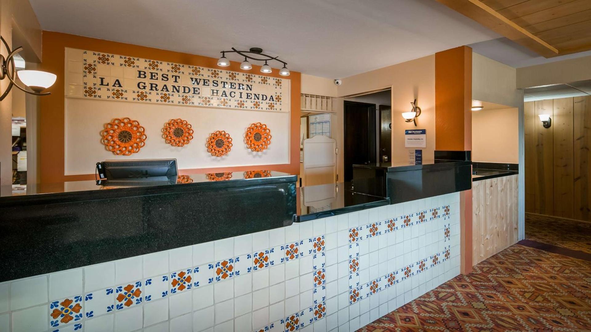 Best Western La Grande Hacienda photo 50
