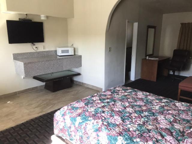 Galleria Inn Montclair/Ontario photo 34