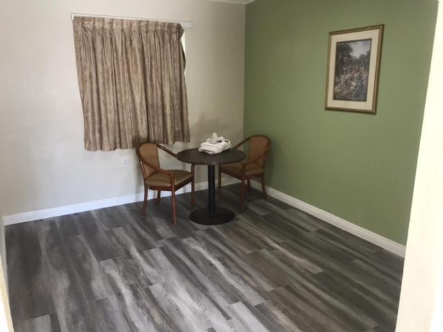 Galleria Inn Montclair/Ontario photo 5