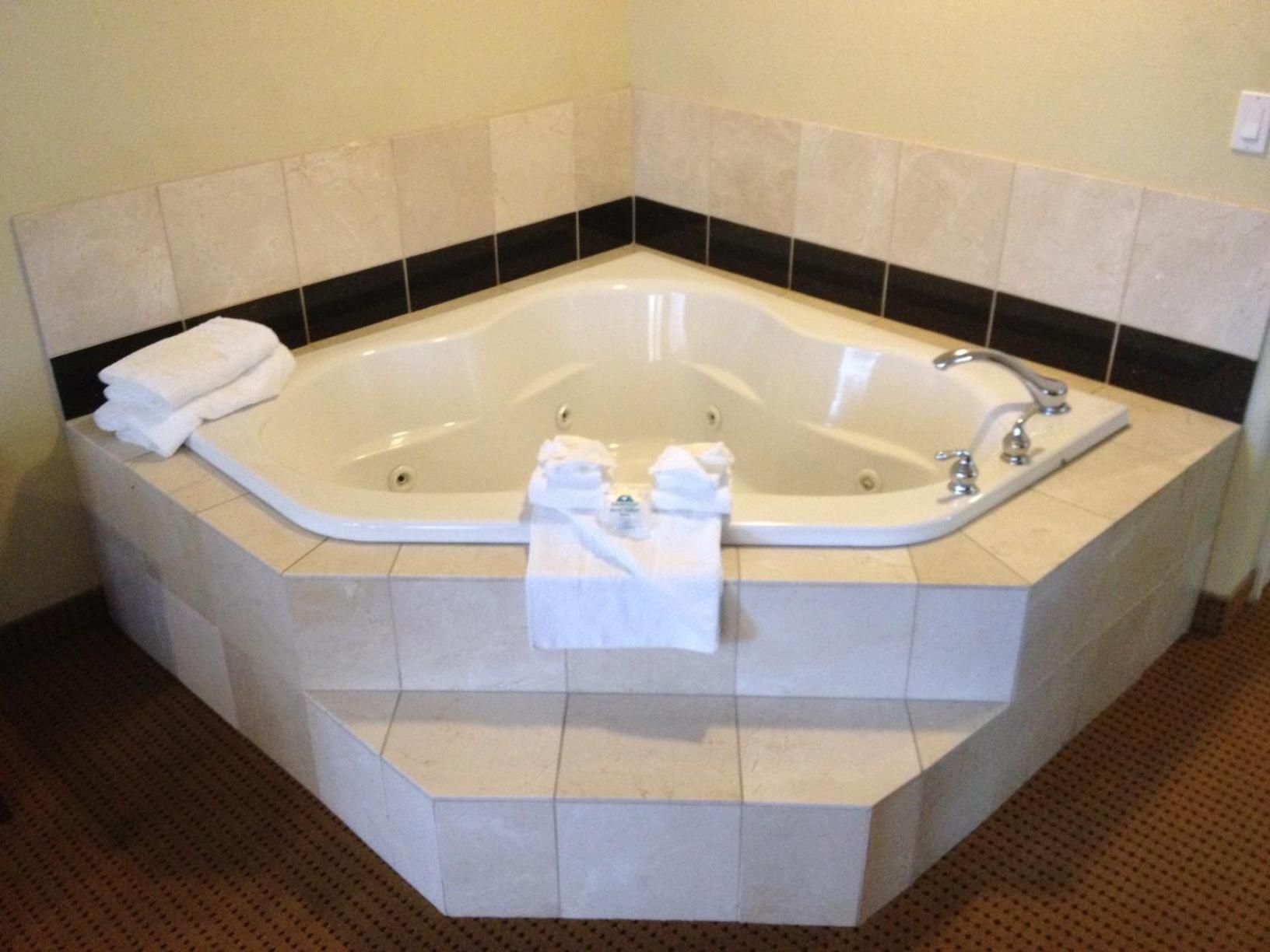 Fairview Inn & Suites photo 6