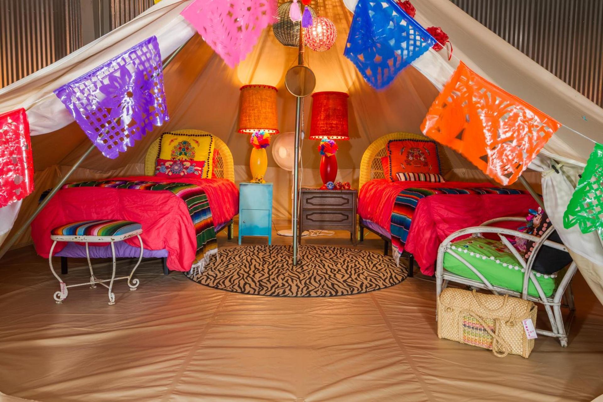 Lone Star Glamp Inn photo 38