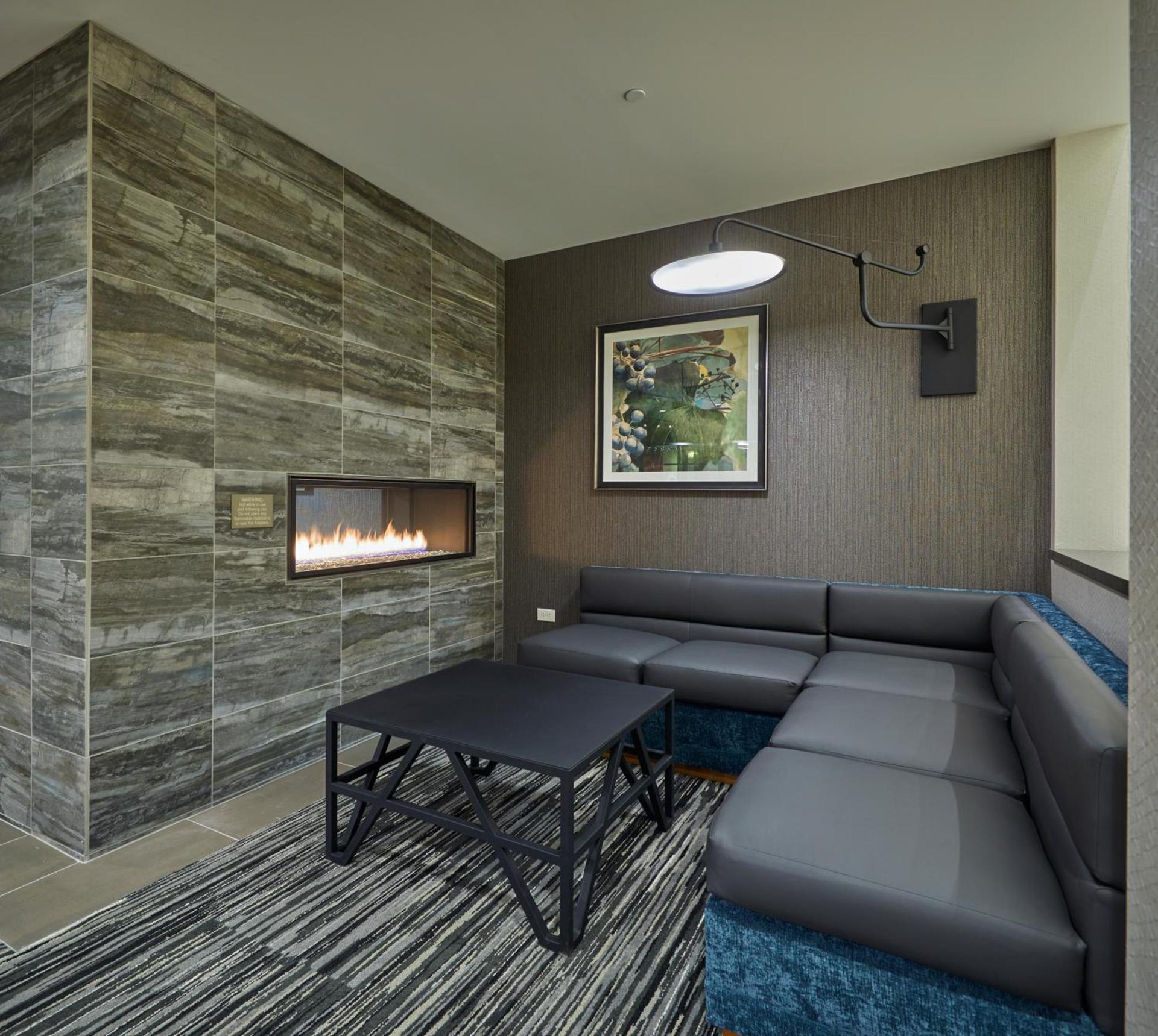 Hyatt Place Eugene/Oakway Center photo 6