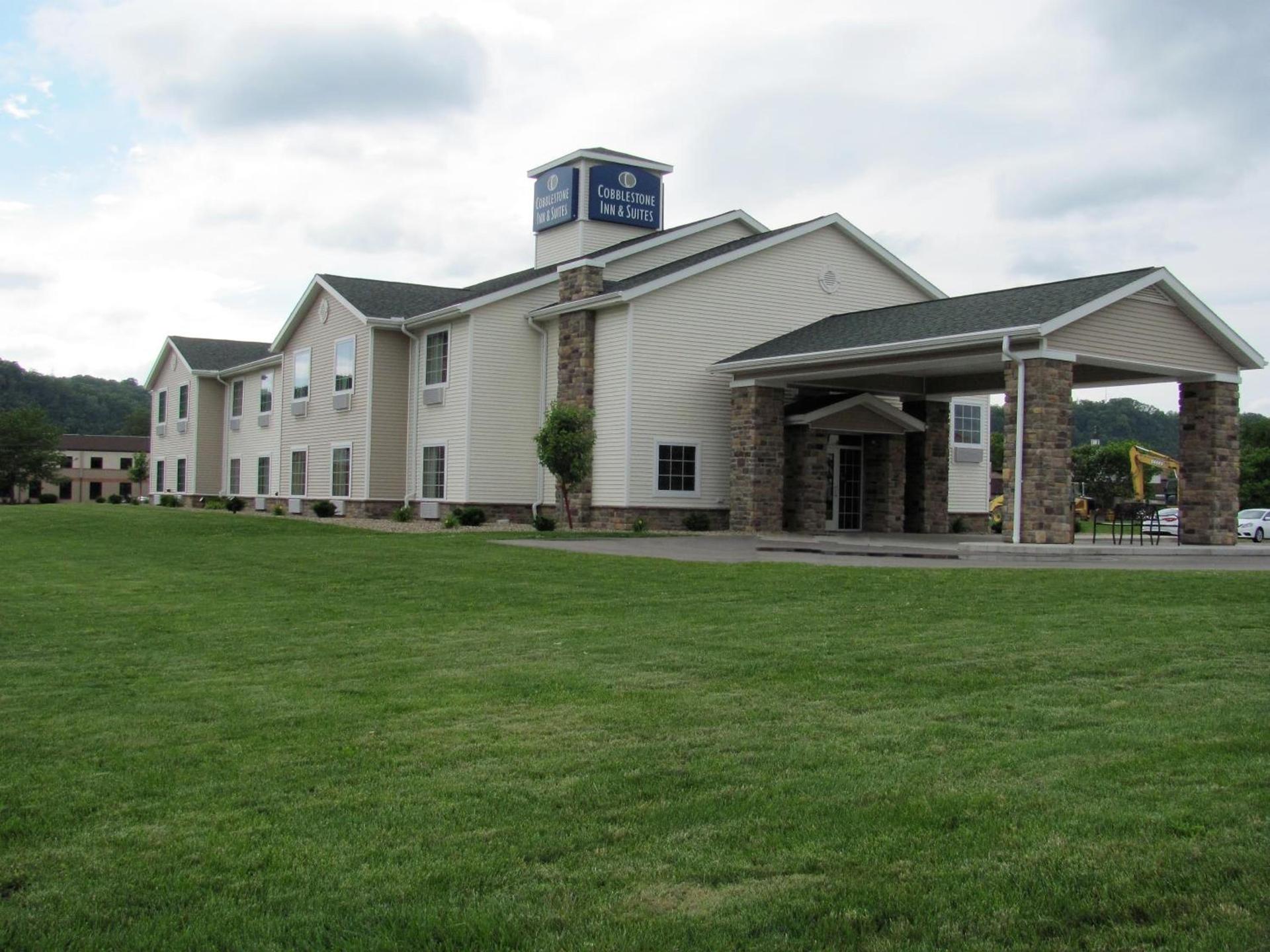 Cobblestone Inn & Suites - Ambridge, PA photo 49