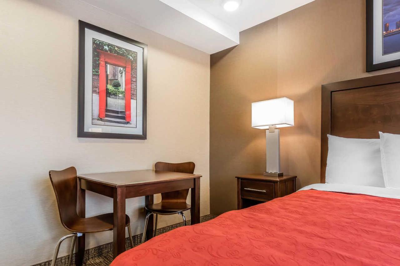 Rodeway Inn Chicago/Evanston photo 4
