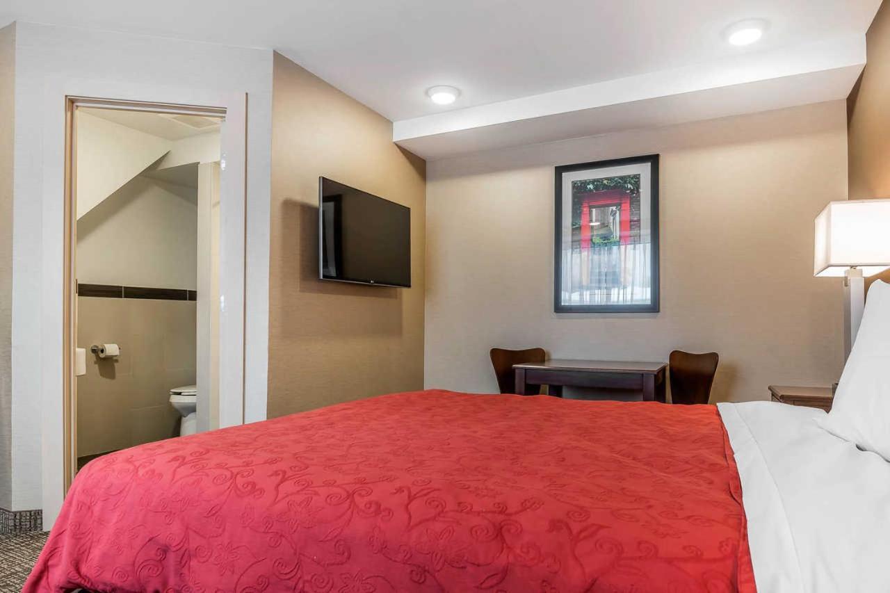 Rodeway Inn Chicago/Evanston photo 5