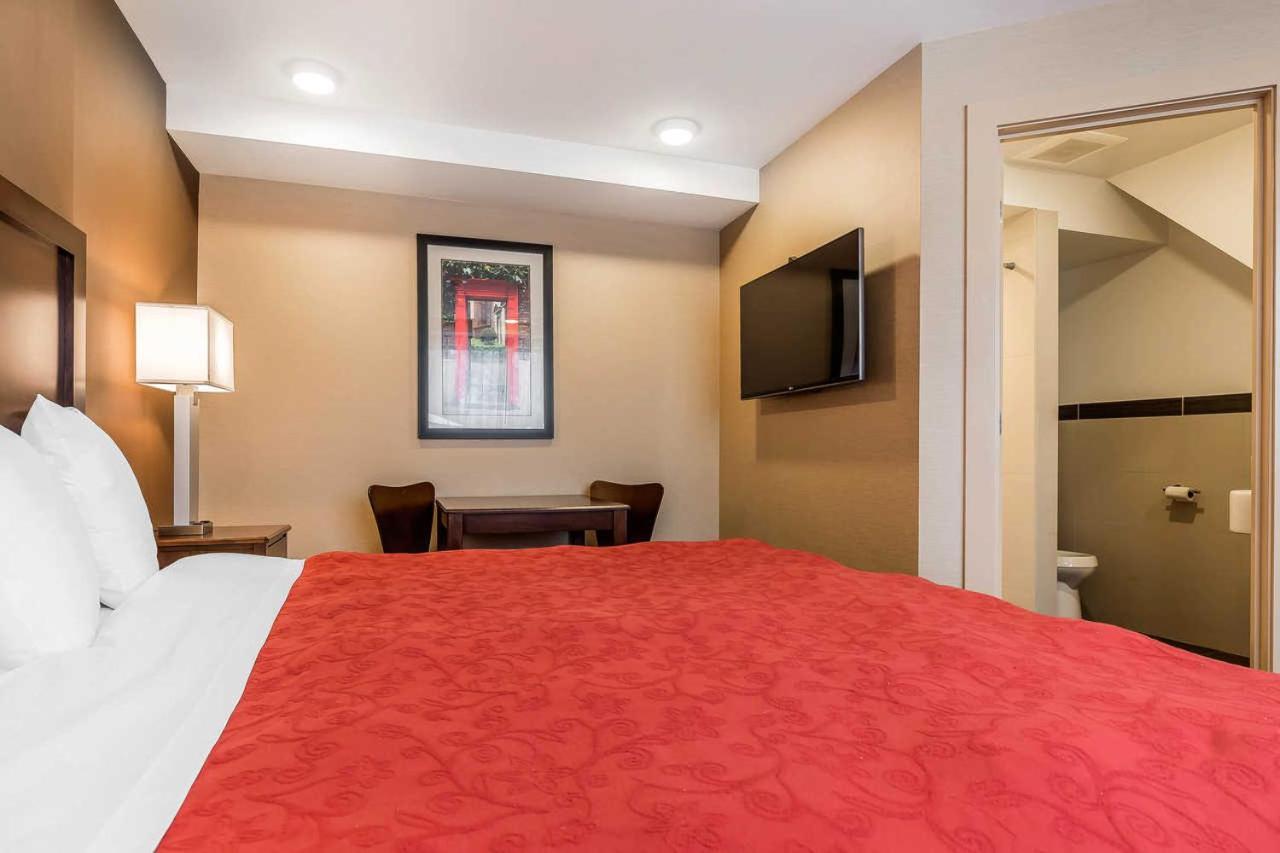 Rodeway Inn Chicago/Evanston photo 12