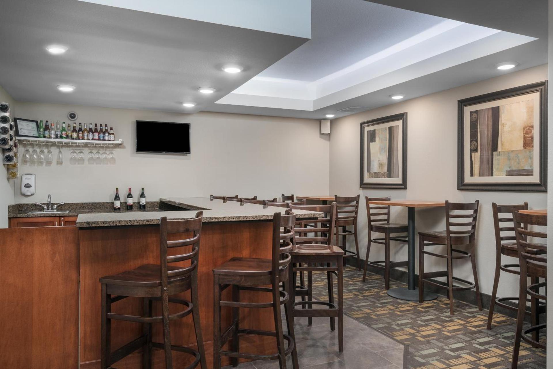 AmericInn by Wyndham Hartford SD photo 29