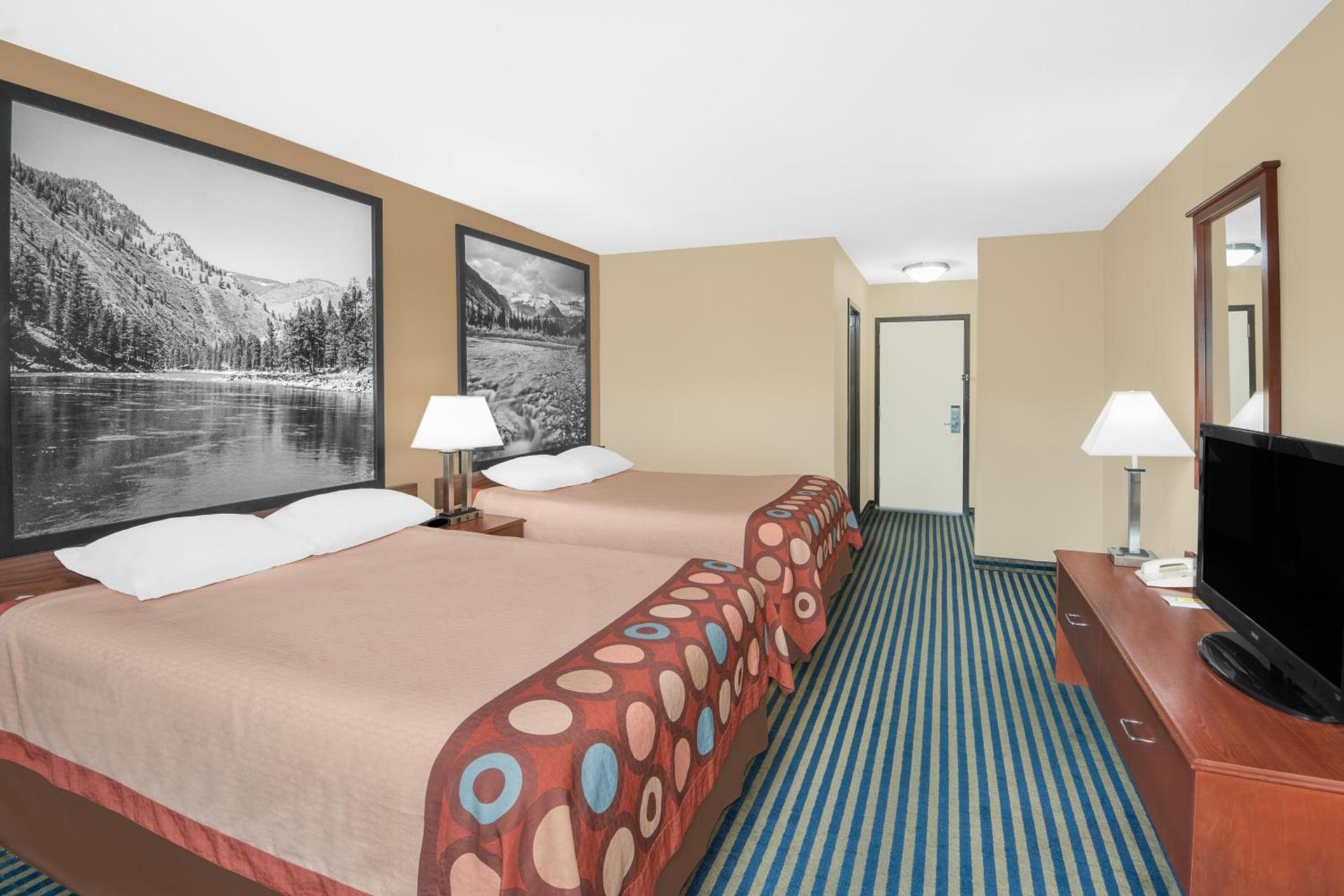 Super 8 by Wyndham Marshalltown photo 20