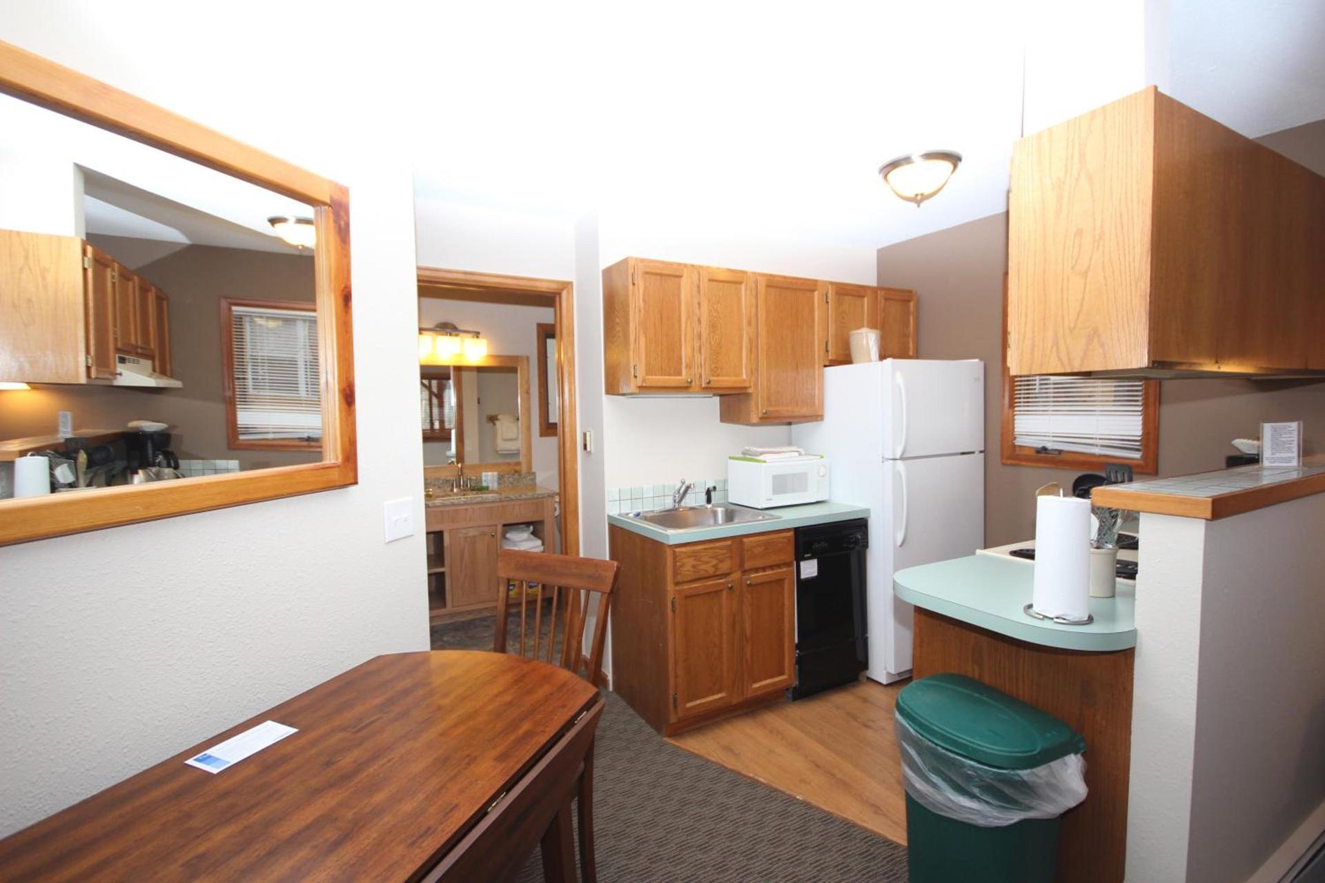 Streamside on Fall River photo 37