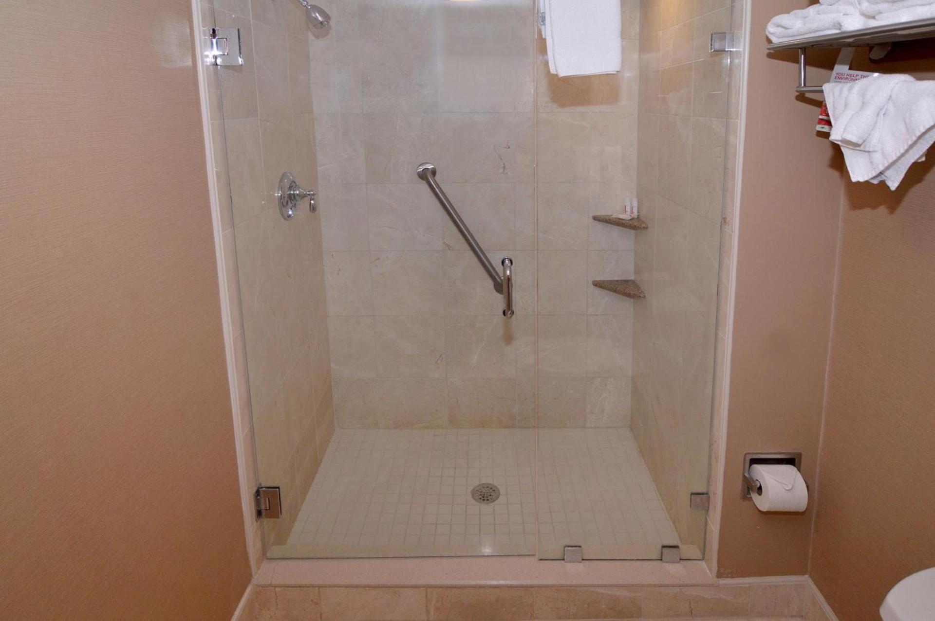 Ramada by Wyndham Seekonk Providence Area photo 22