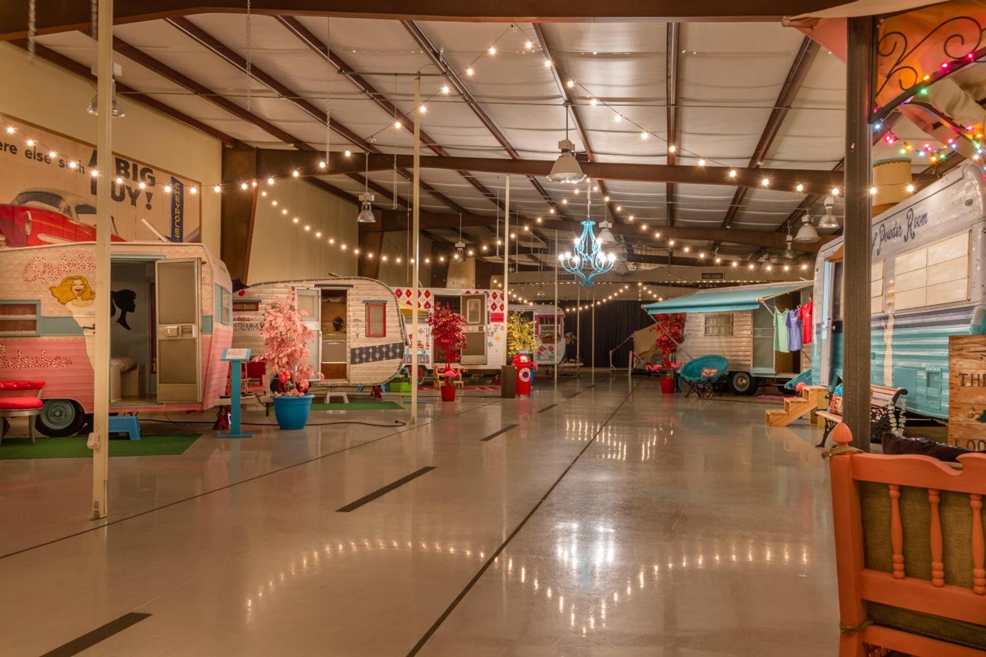 Lone Star Glamp Inn photo 37