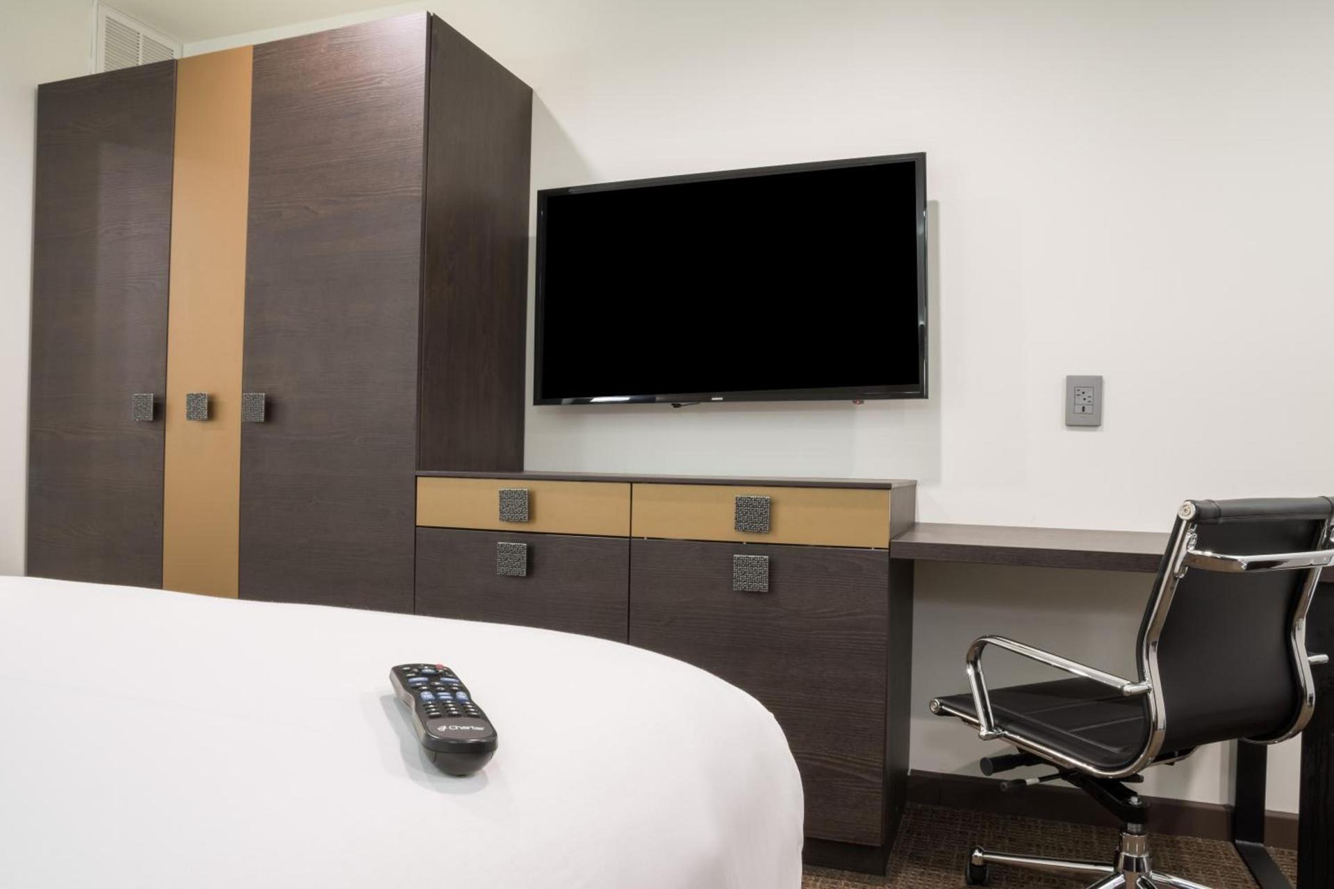 Hotel Xilo Glendale photo 28