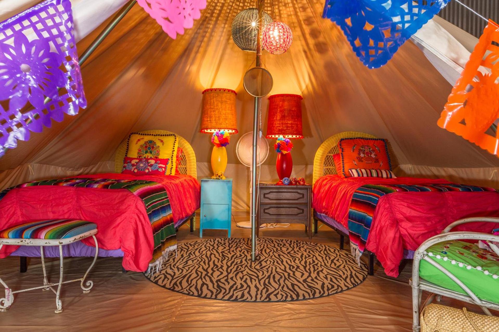 Lone Star Glamp Inn photo 40