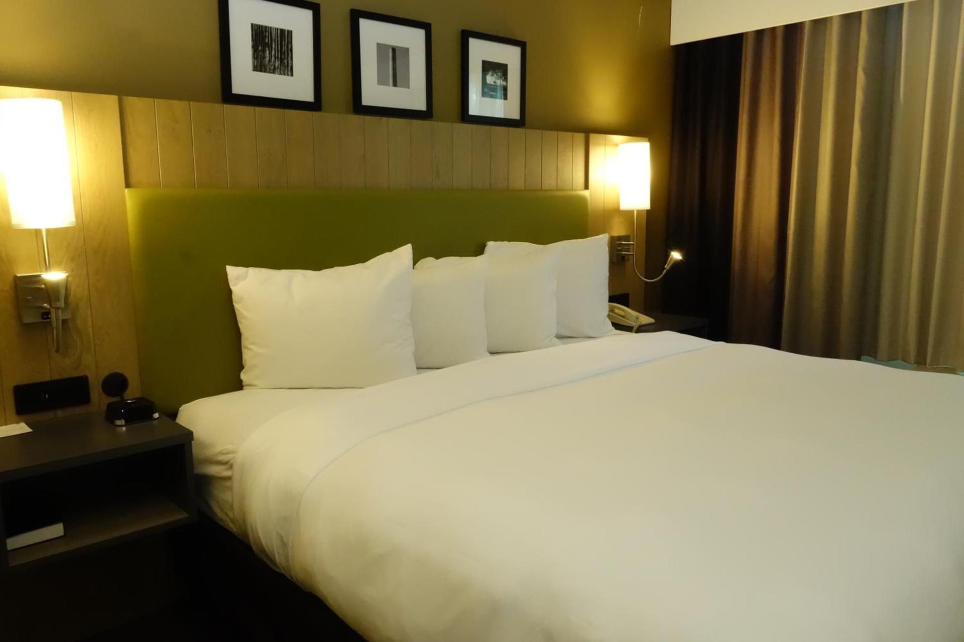 Country Inn & Suites by Radisson, Burlington Elon , NC photo 25