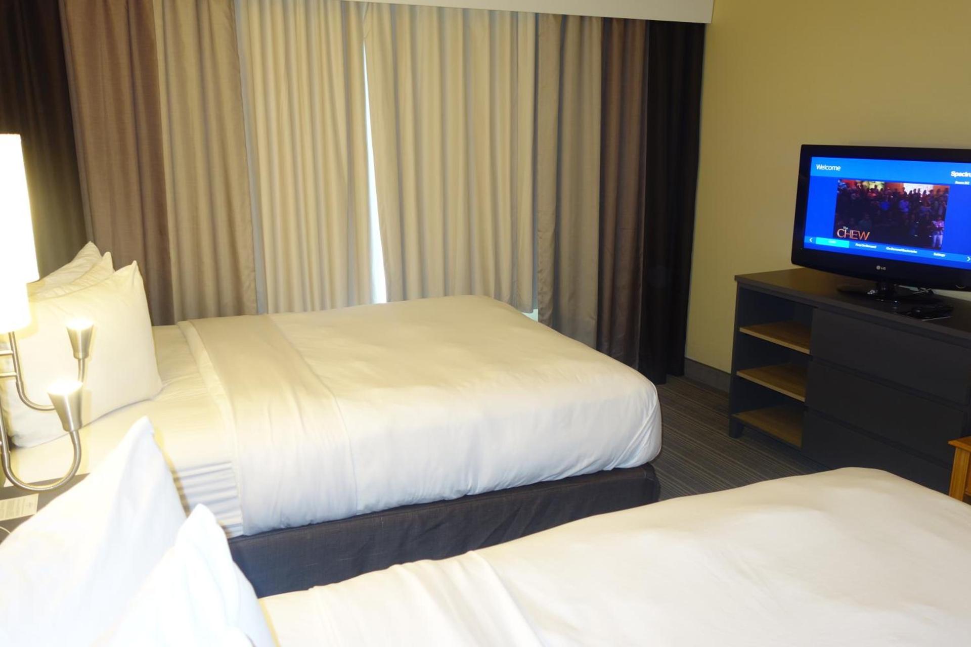 Country Inn & Suites by Radisson, Burlington Elon , NC photo 23