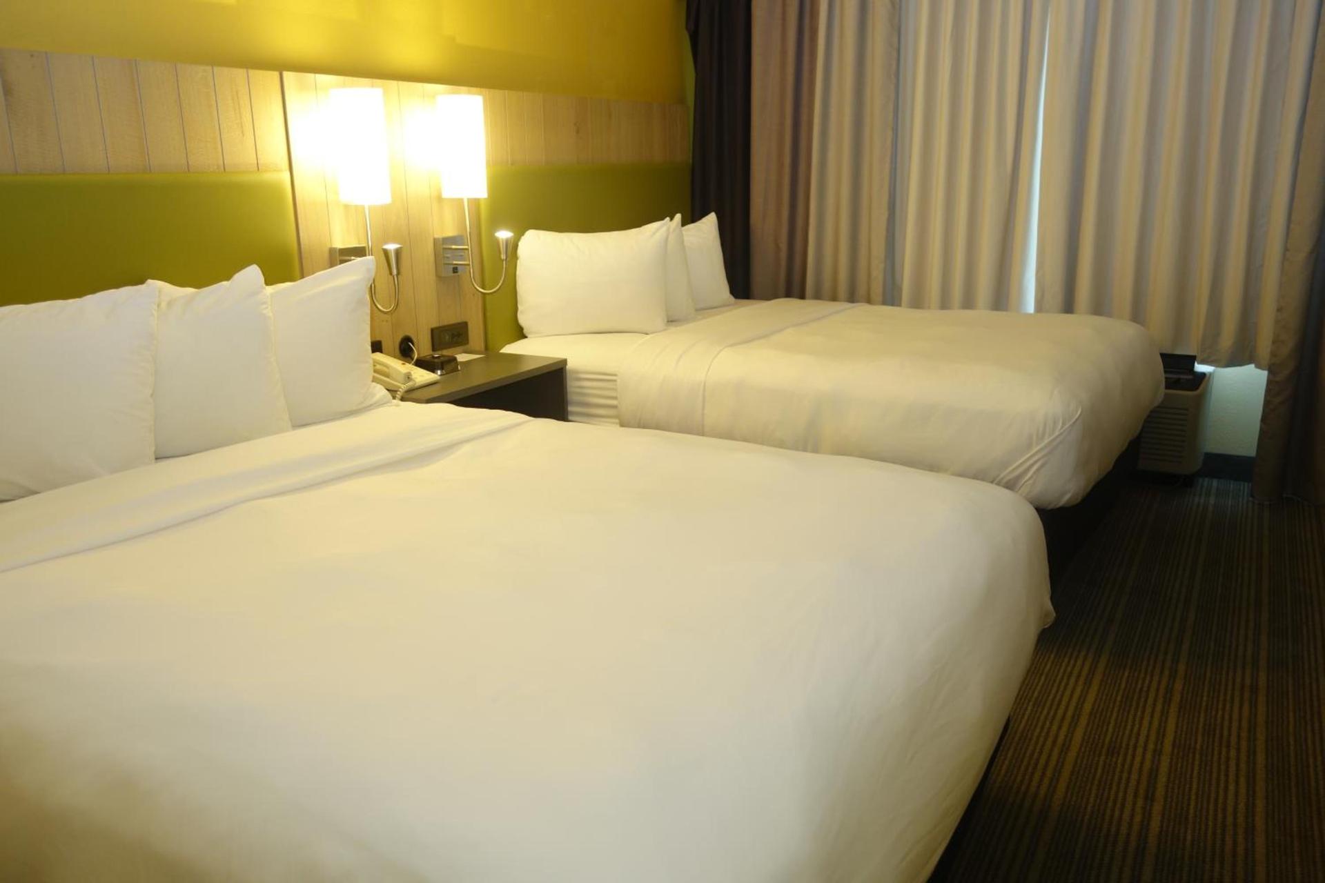 Country Inn & Suites by Radisson, Burlington Elon , NC photo 22