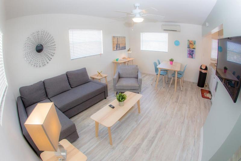 St. Pete Beach Suites photo 5