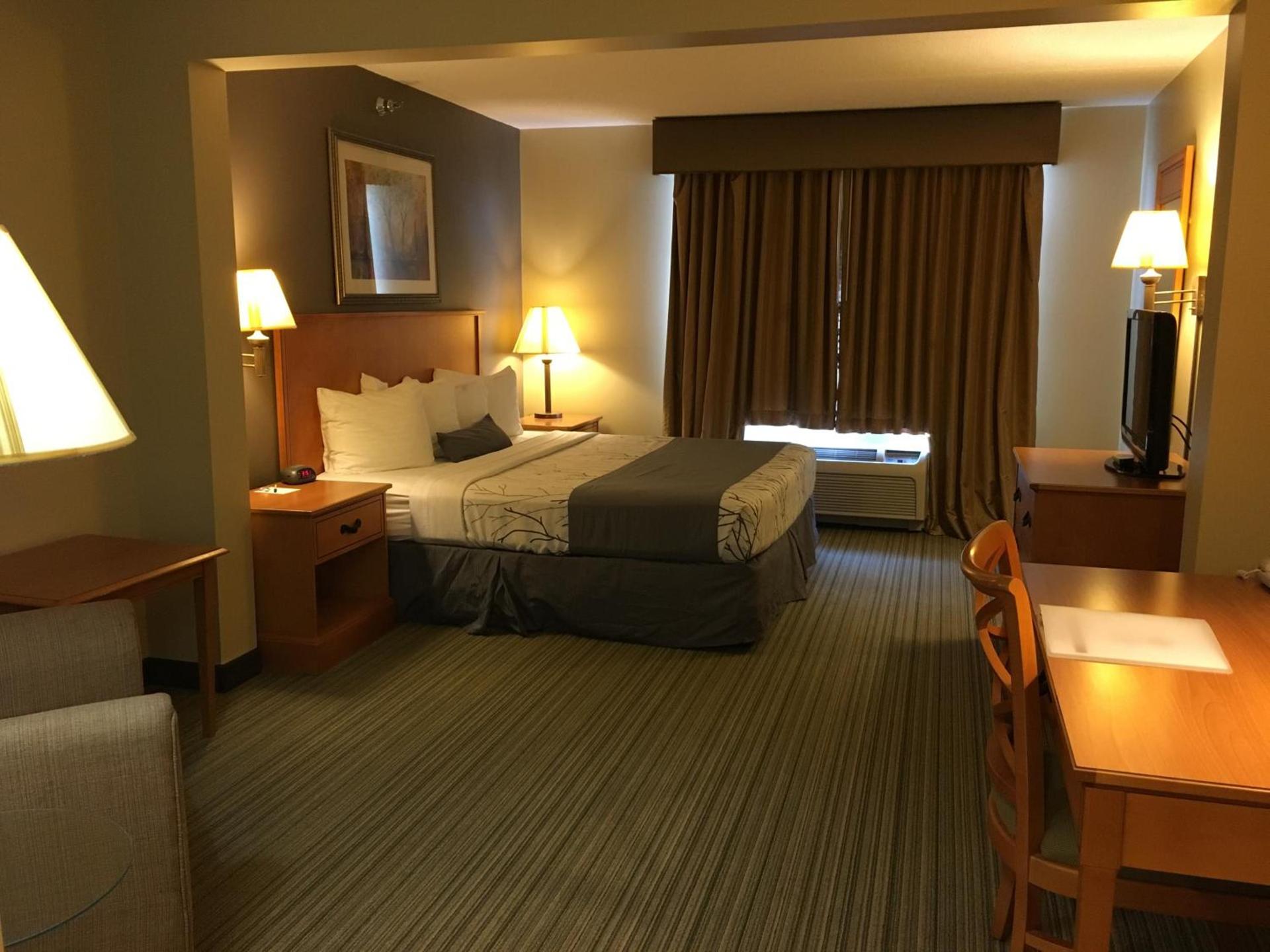 Wingate by Wyndham Coon Rapids photo 43