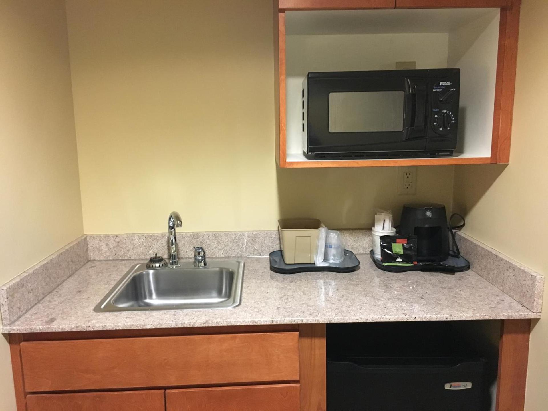 Wingate by Wyndham Coon Rapids photo 38