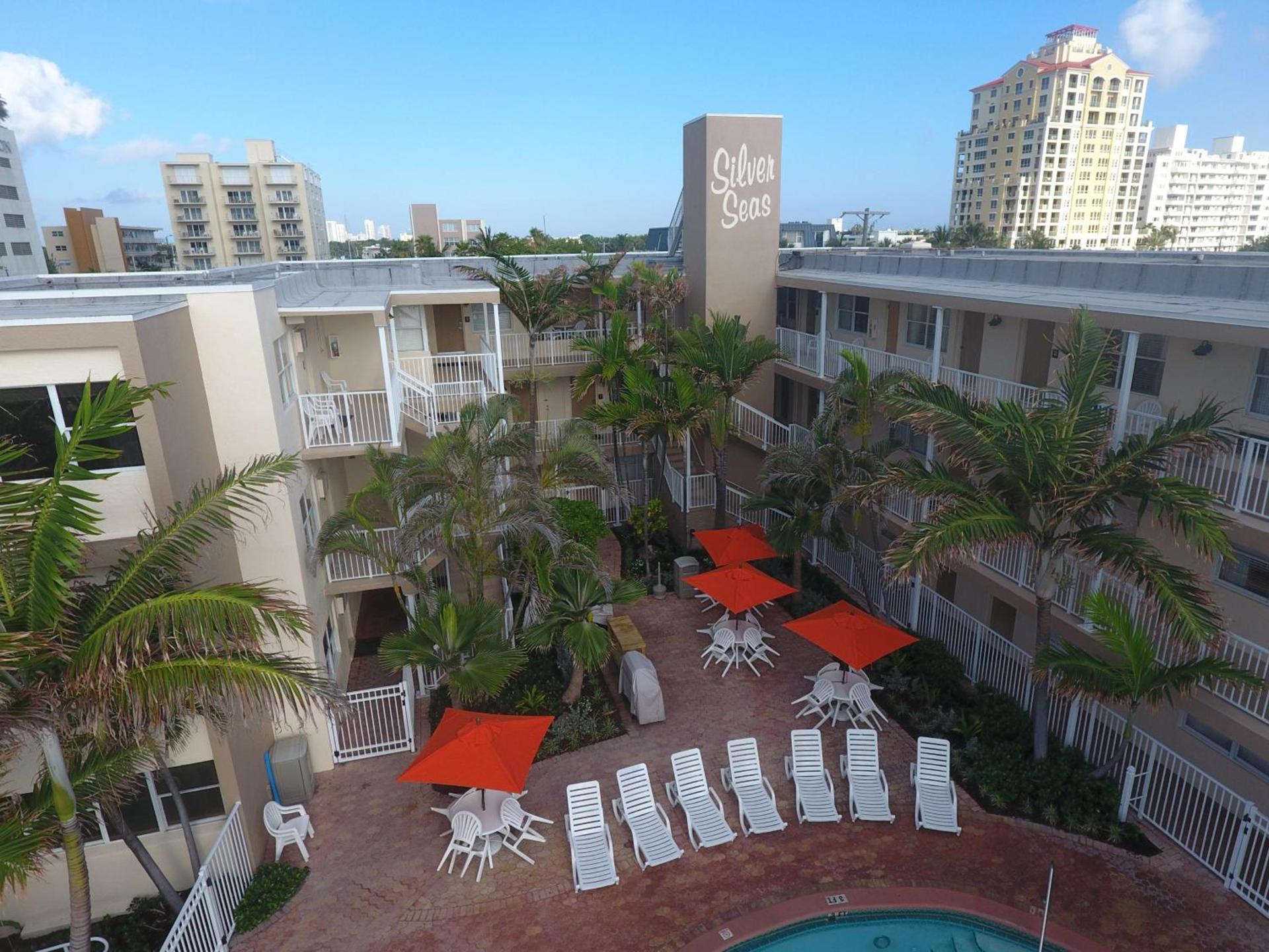 Silver Seas Beach Resort photo 27