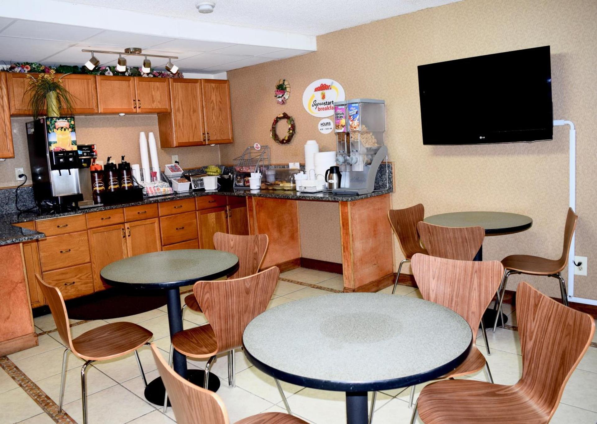 Super 8 by Wyndham Homewood Birmingham Area photo 28