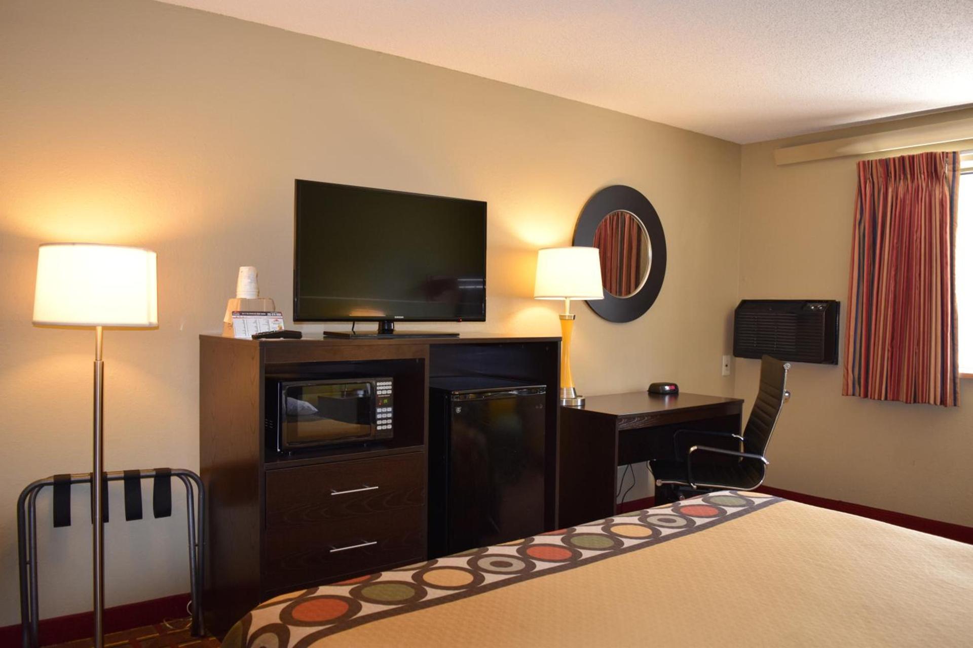 Super 8 by Wyndham Homewood Birmingham Area photo 25